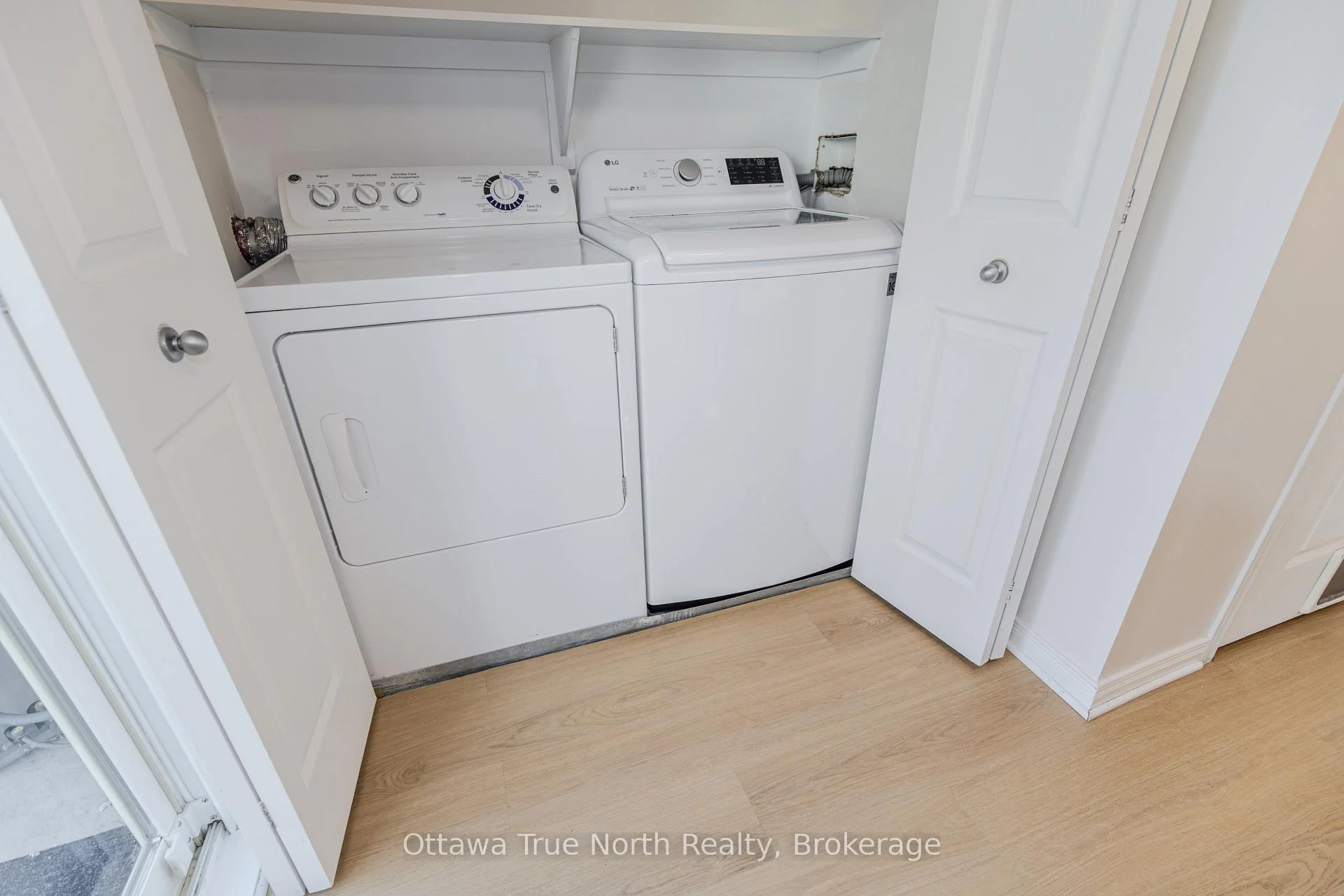 Photo 18 of Unit 9, 276 Keltie Private, Ottawa, Barrhaven - Longfields — HOMEH