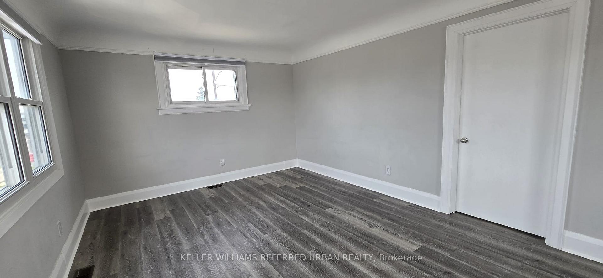 Photo 11 of 399 King Street W, Oshawa, Vanier — HOMEH
