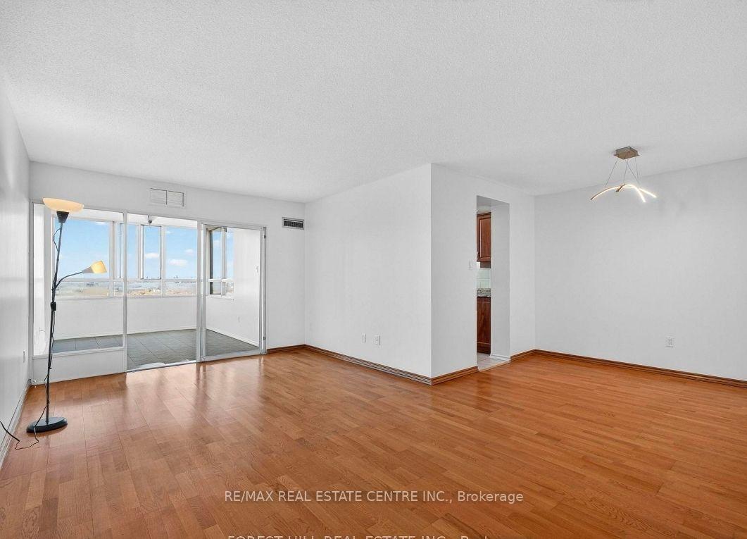 Photo 3 of Unit 1201, 100 County Court Boulevard, Brampton, Fletcher's Creek South — HOMEH