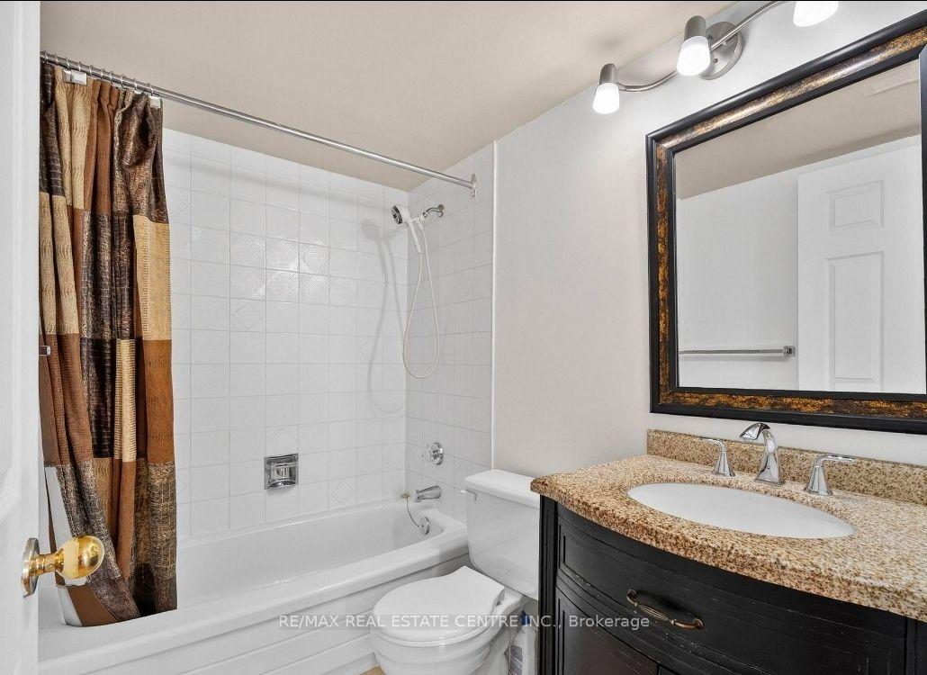 Photo 16 of Unit 1201, 100 County Court Boulevard, Brampton, Fletcher's Creek South — HOMEH