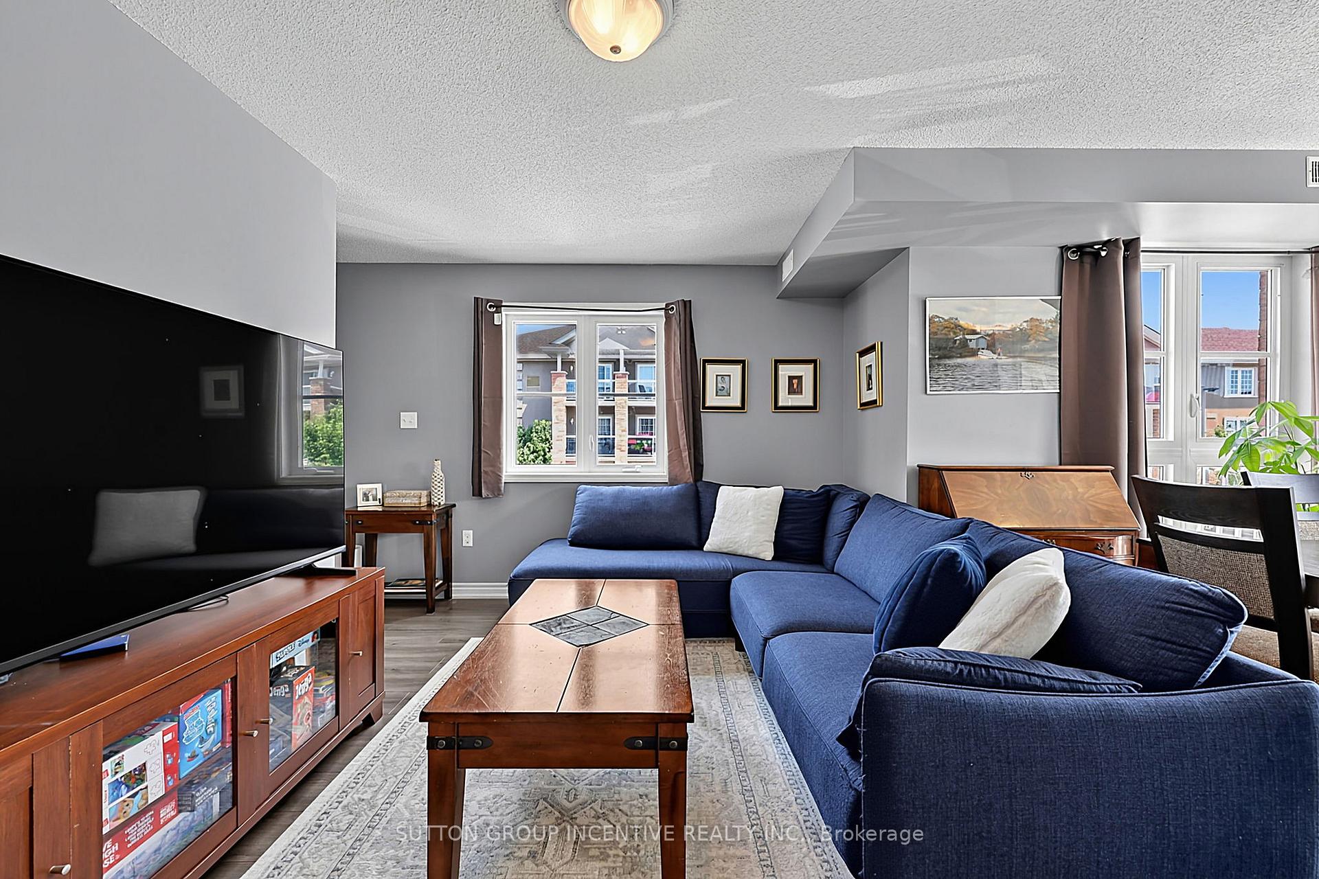 Photo 6 of Unit 7, 139 Sydenham Wells, Barrie, Georgian Drive — HOMEH