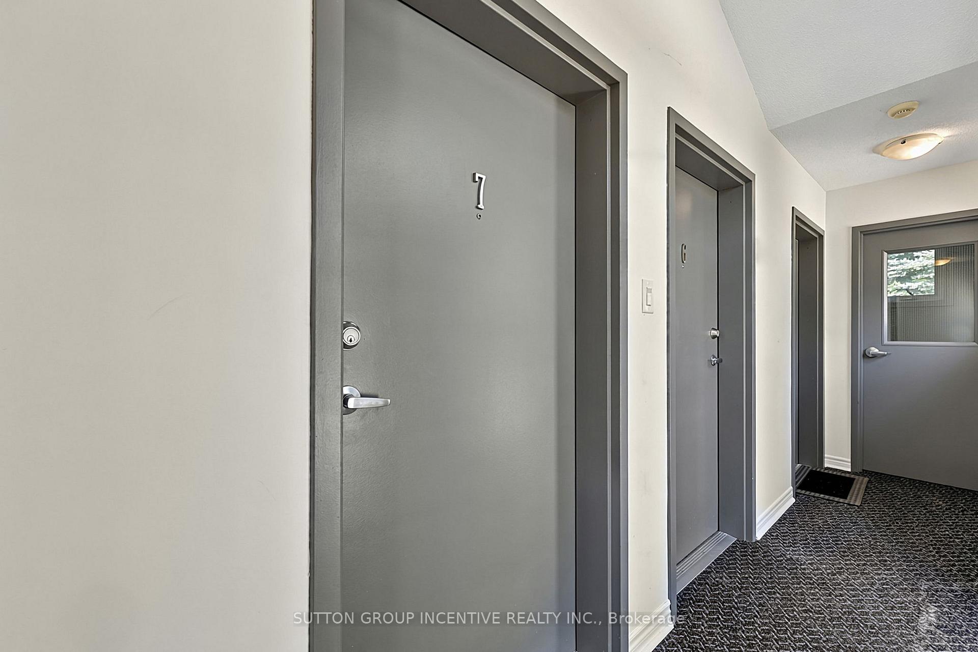 Photo 27 of Unit 7, 139 Sydenham Wells, Barrie, Georgian Drive — HOMEH