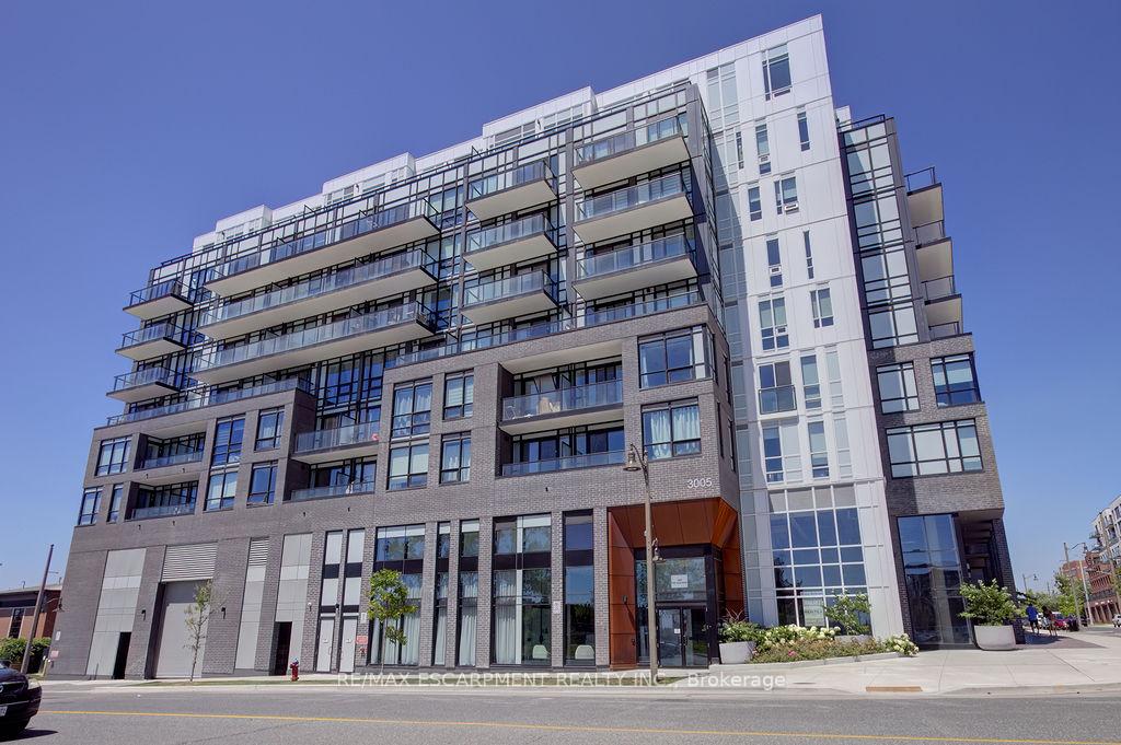Front of Unit 408, 3005 Pine Glen Road