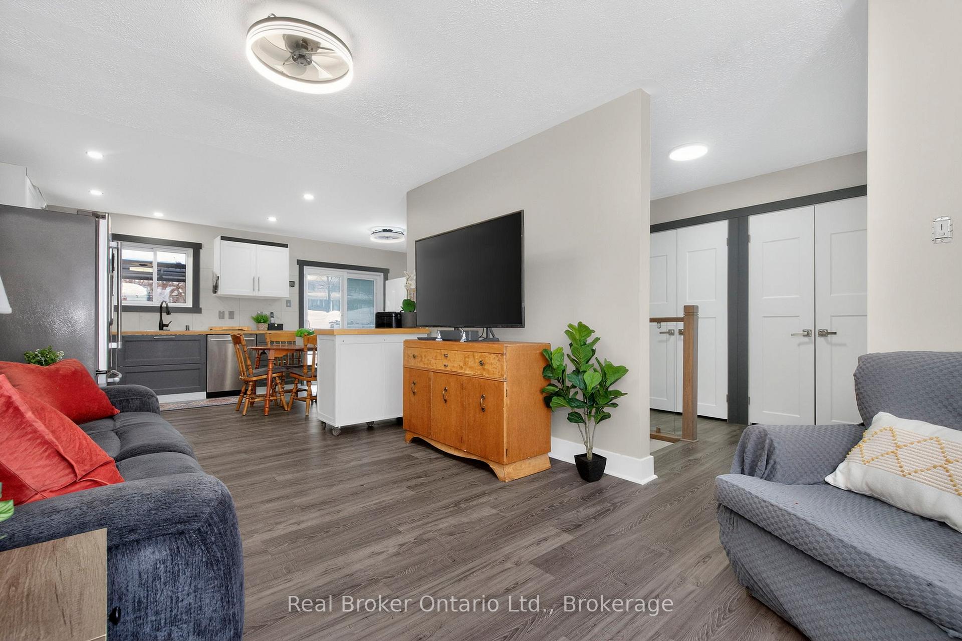 Photo 7 of 44 Byrnes Crescent, Penetanguishene — HOMEH