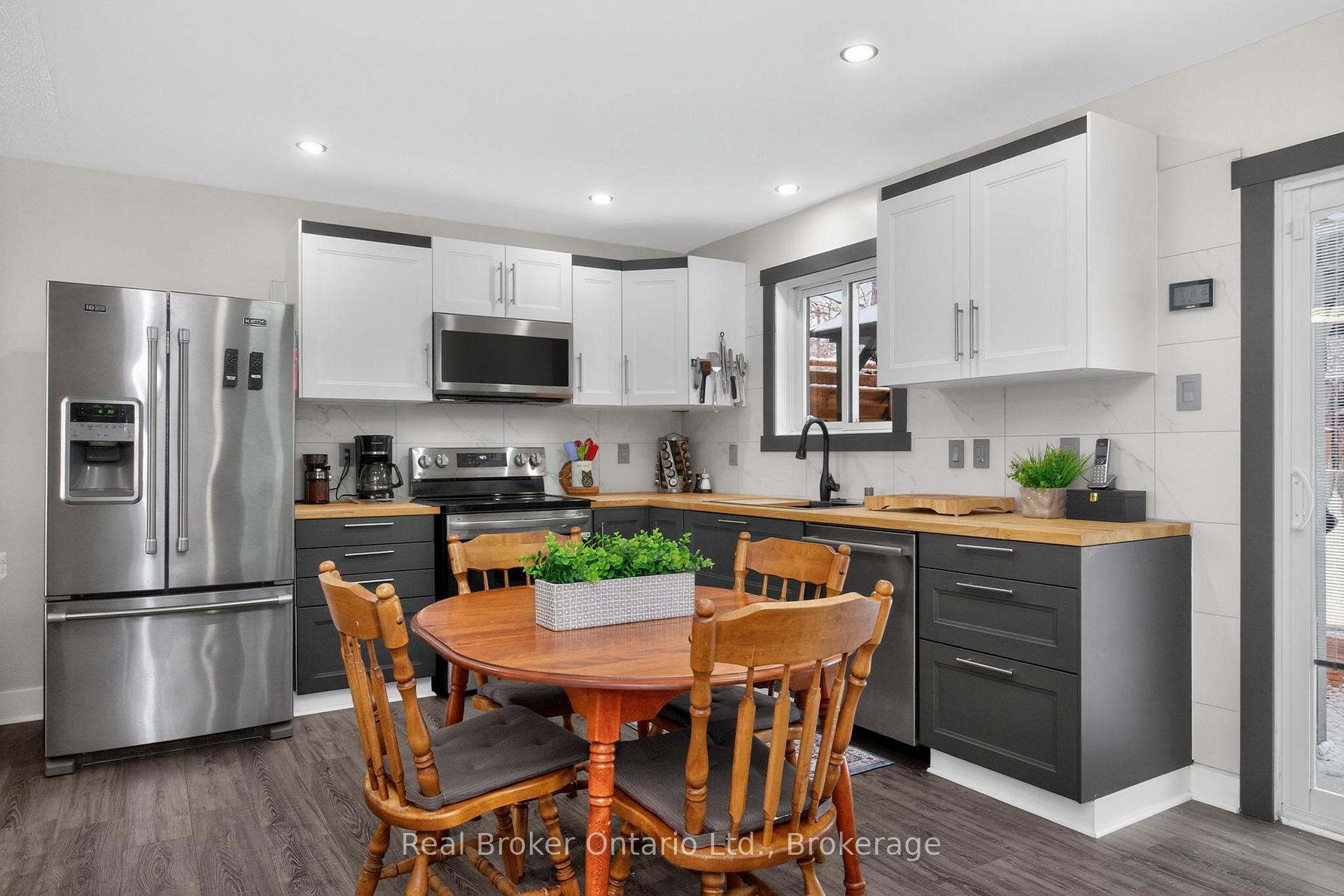 Photo 9 of 44 Byrnes Crescent, Penetanguishene — HOMEH