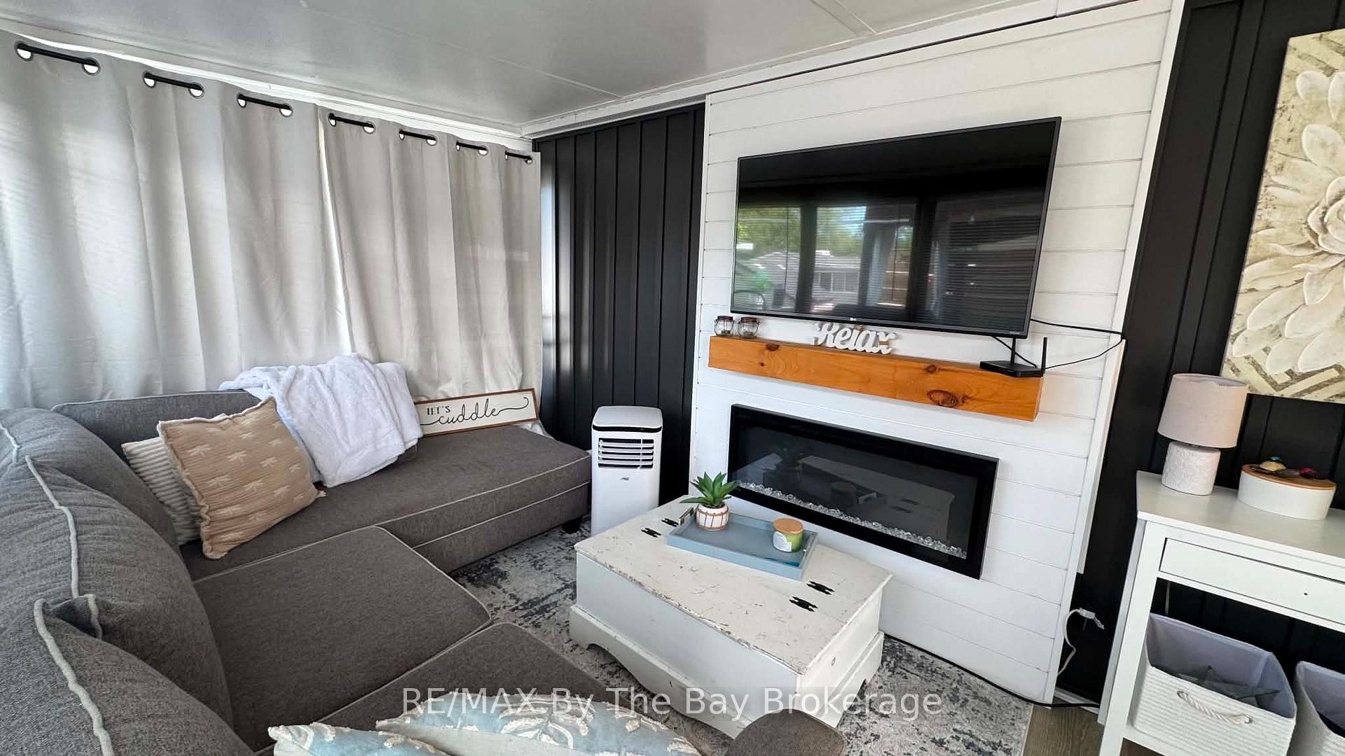Photo 8 of Unit 420, 225 Platten Boulevard, Scugog, Rural Scugog — HOMEH