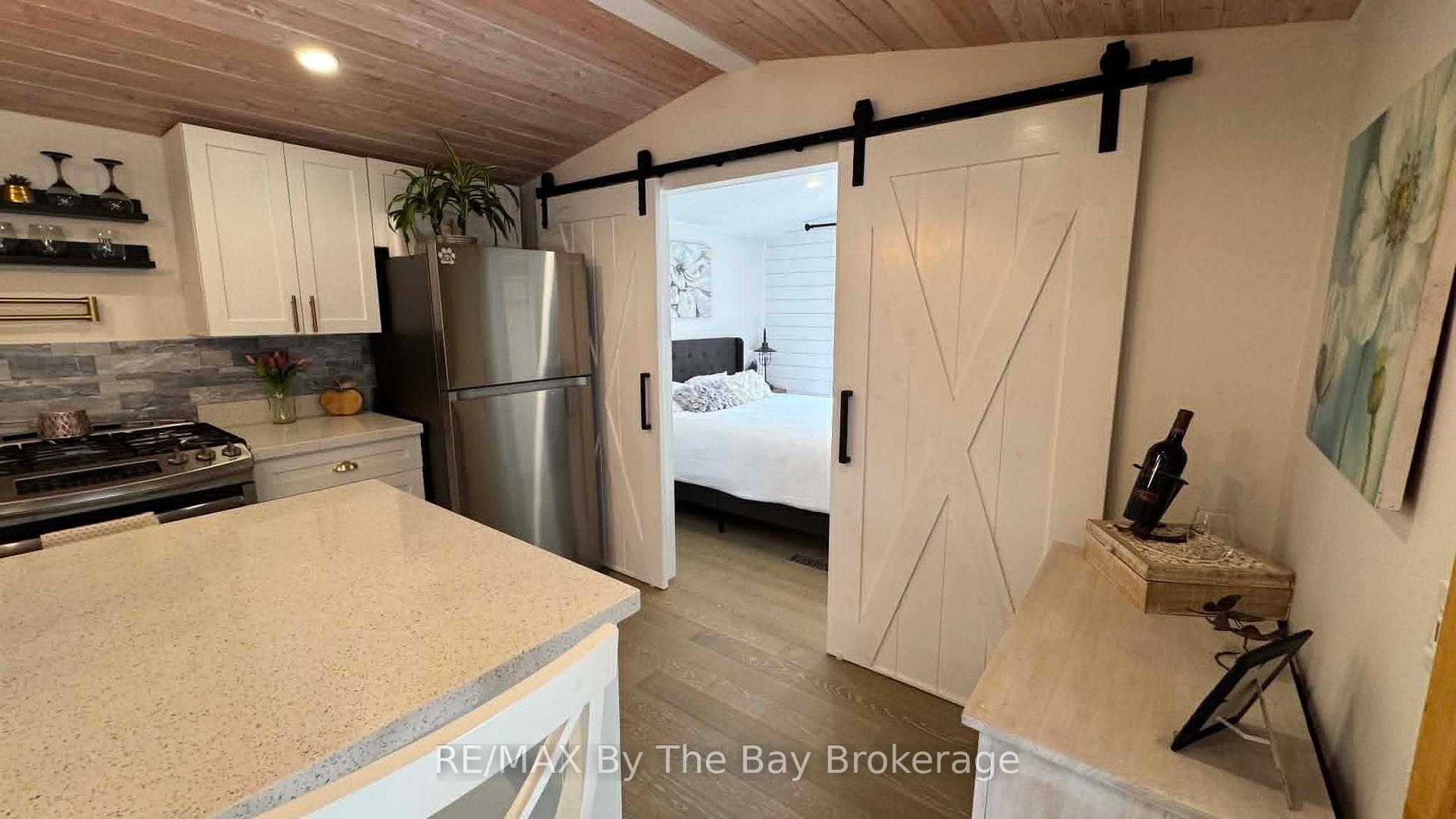 Photo 14 of Unit 420, 225 Platten Boulevard, Scugog, Rural Scugog — HOMEH