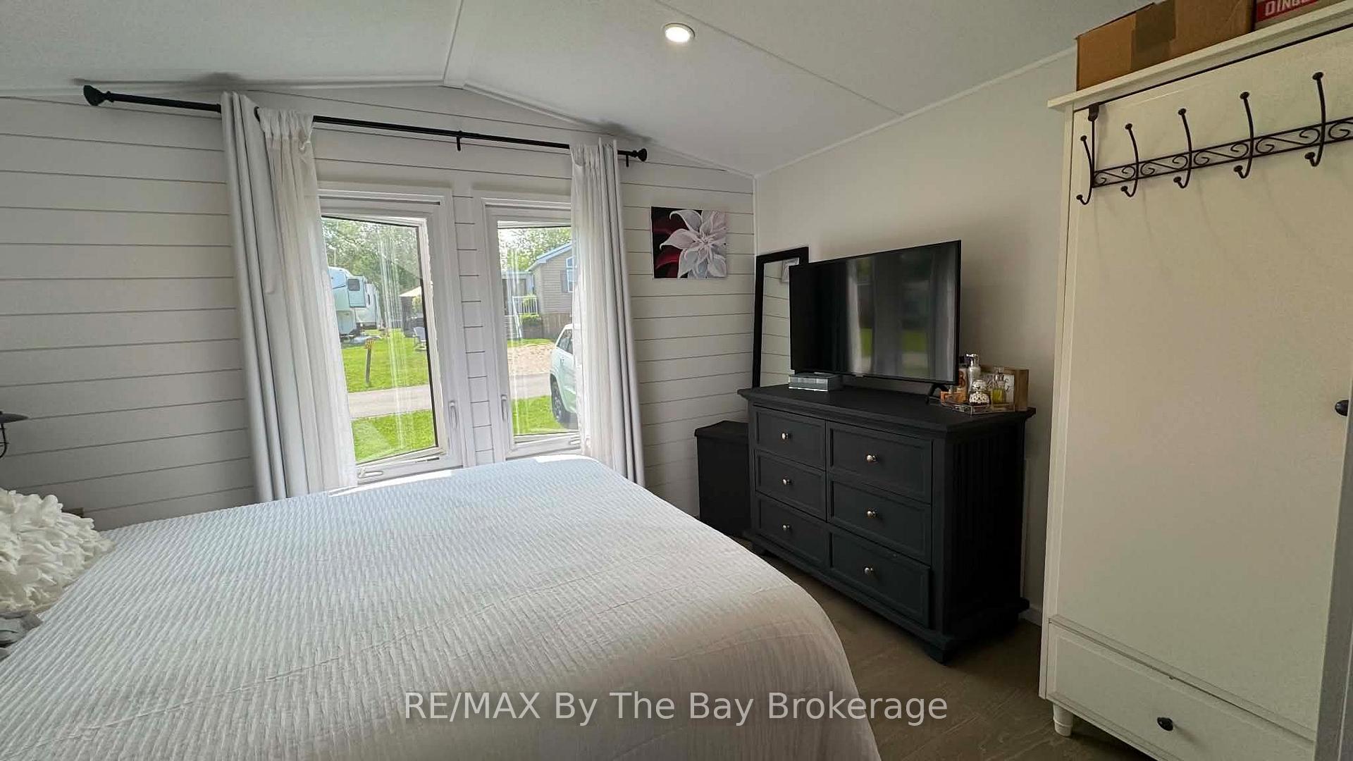 Photo 16 of Unit 420, 225 Platten Boulevard, Scugog, Rural Scugog — HOMEH