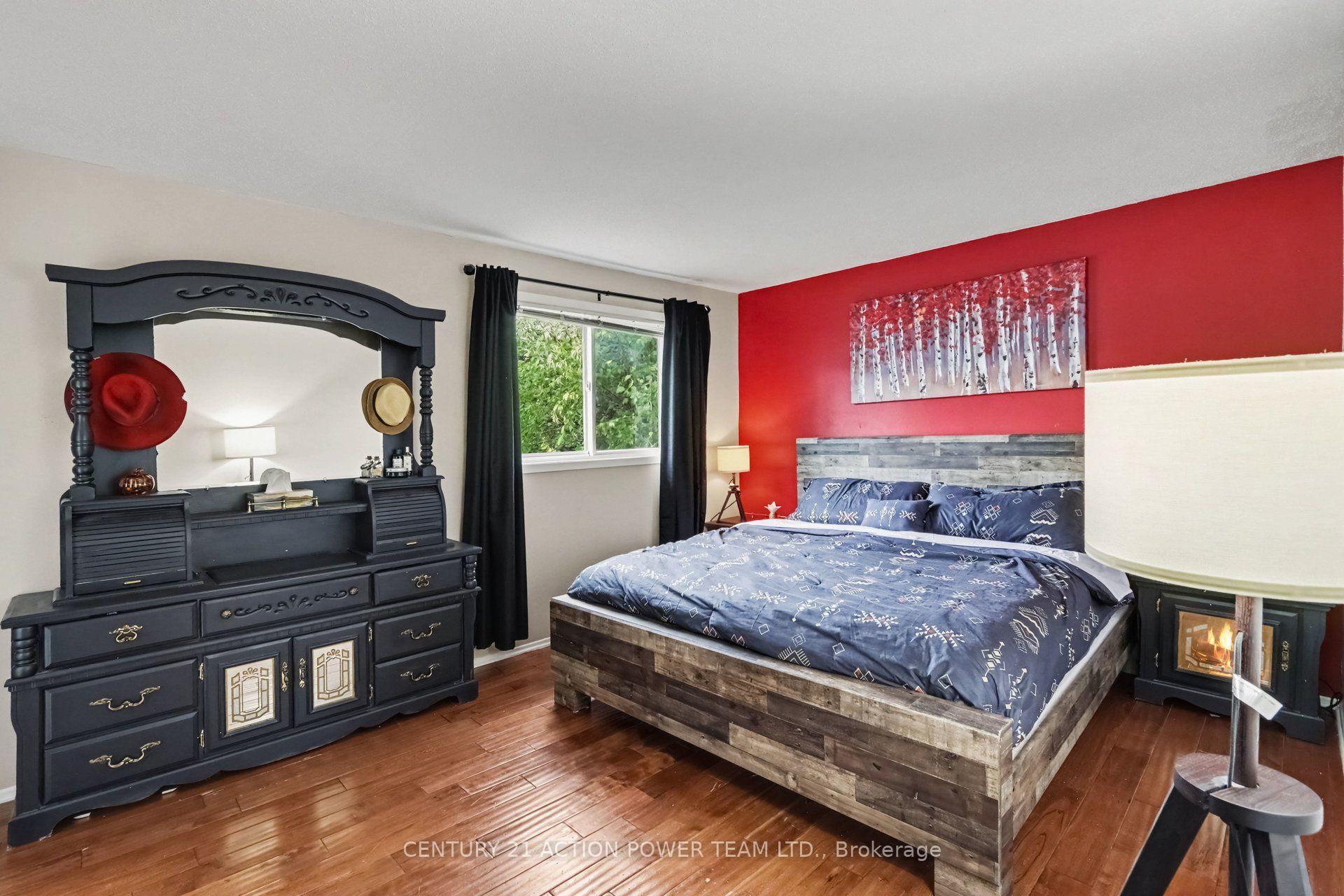 Photo 17 of 1675 Lacombe Drive, Ottawa, Fallingbrook/Pineridge — HOMEH