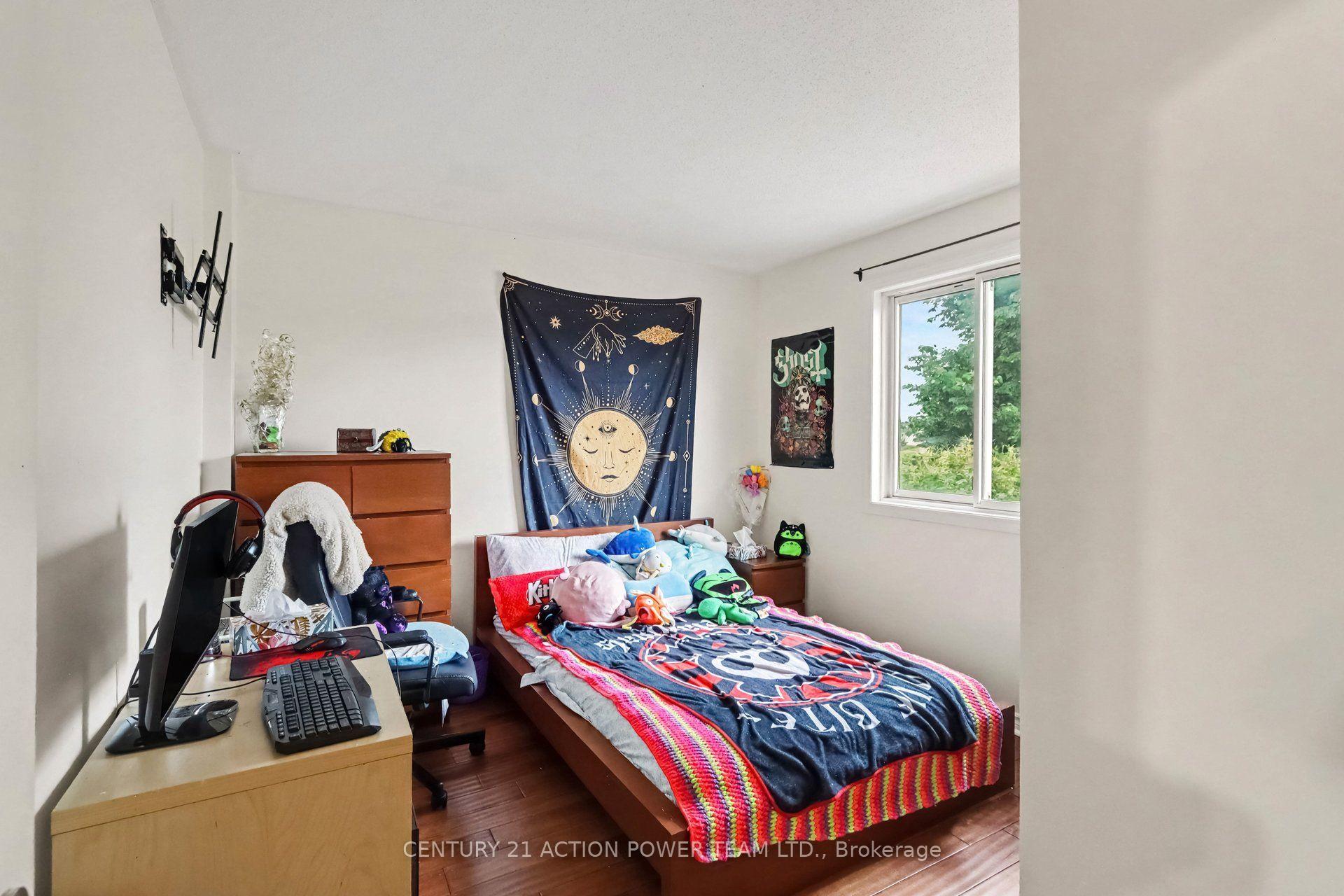 Photo 24 of 1675 Lacombe Drive, Ottawa, Fallingbrook/Pineridge — HOMEH