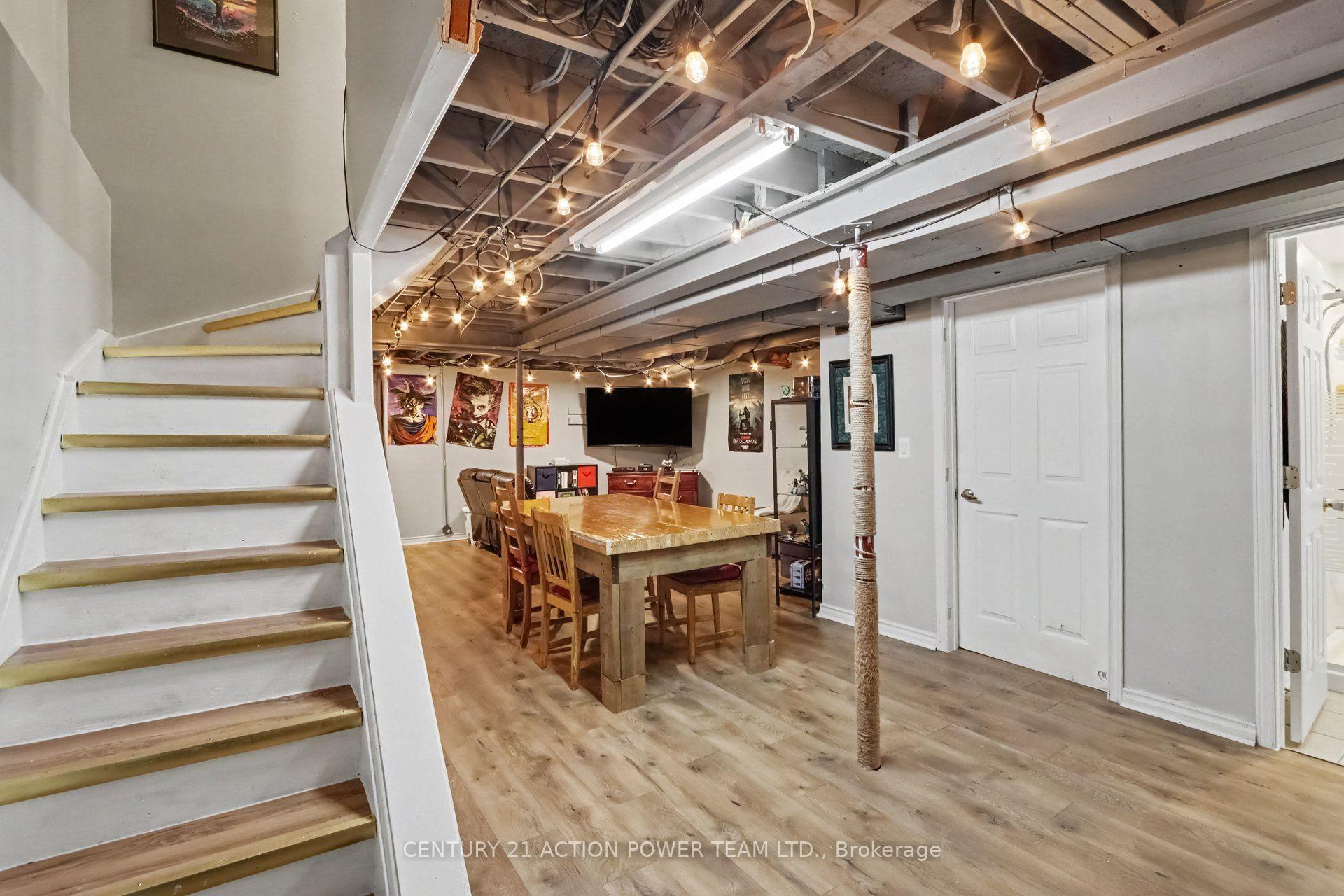 Photo 29 of 1675 Lacombe Drive, Ottawa, Fallingbrook/Pineridge — HOMEH