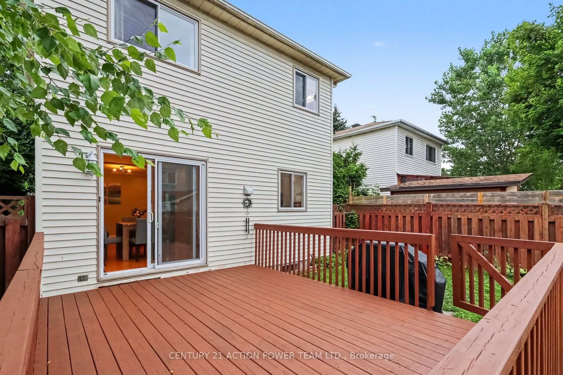 Photo 35 of 1675 Lacombe Drive, Ottawa, Fallingbrook/Pineridge — HOMEH