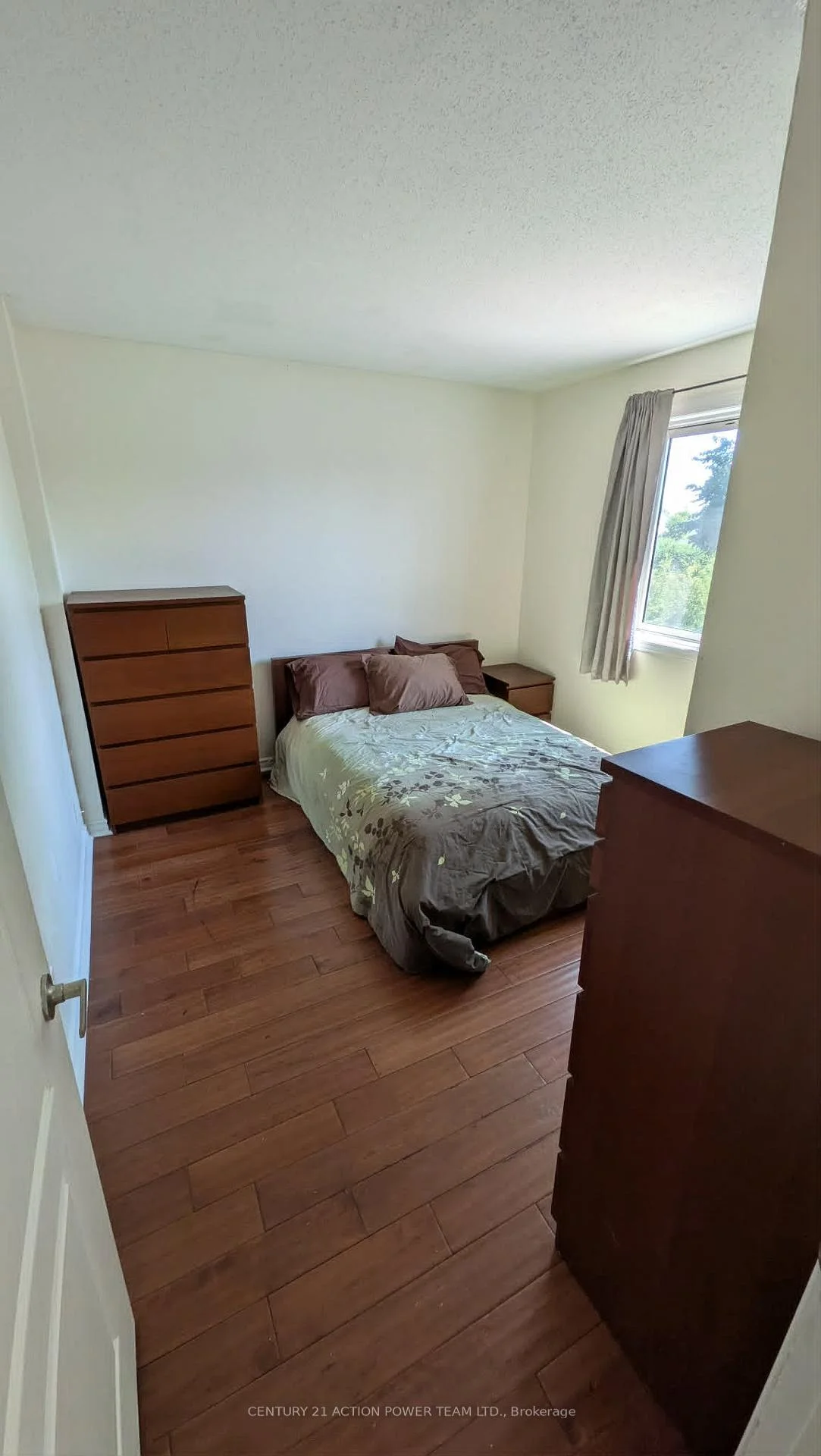 Photo 30 of 1675 Lacombe Drive, Ottawa, Fallingbrook/Pineridge — HOMEH