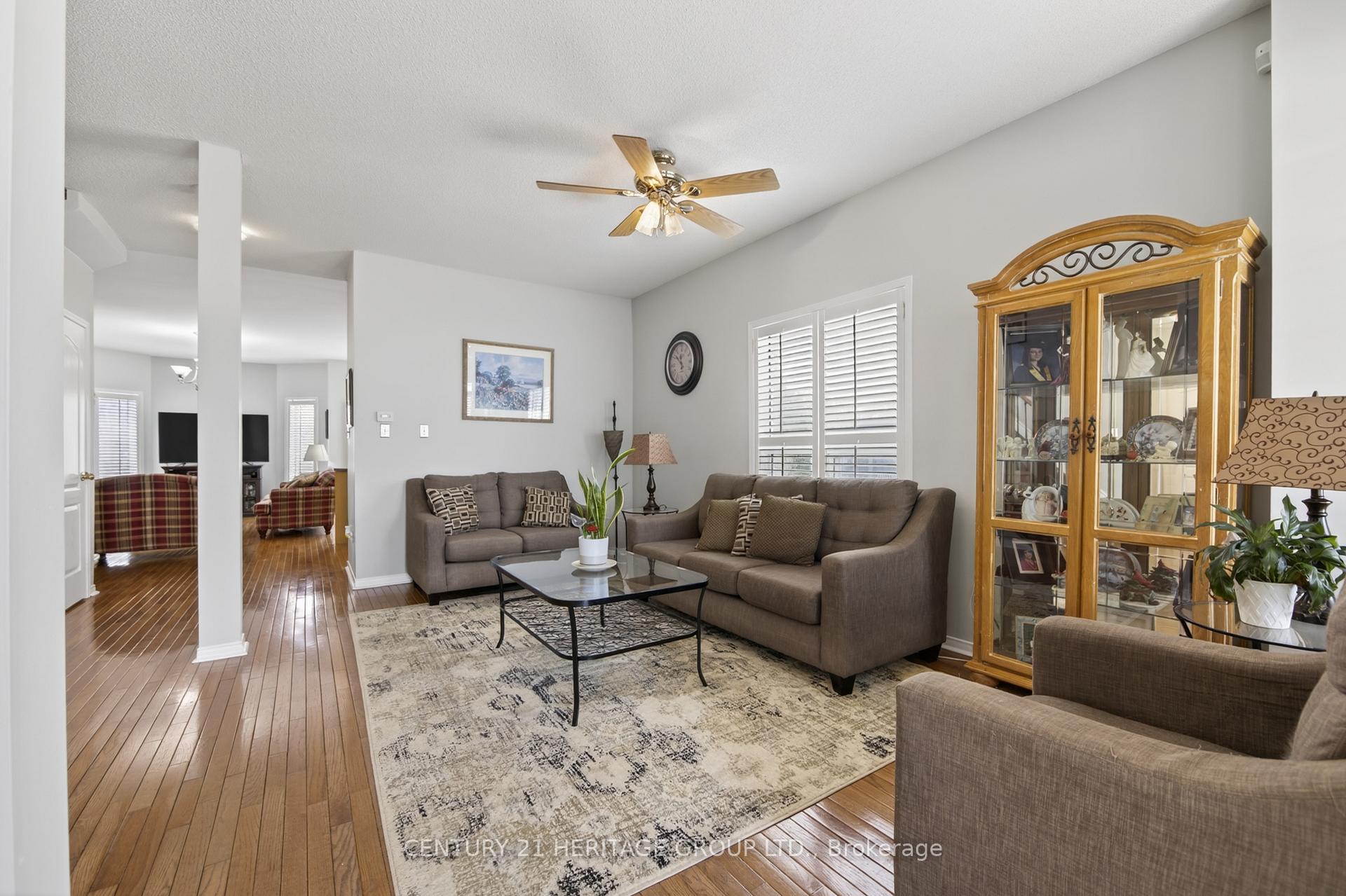 Photo 5 of 1858 Emerald Court, Innisfil, Alcona — HOMEH