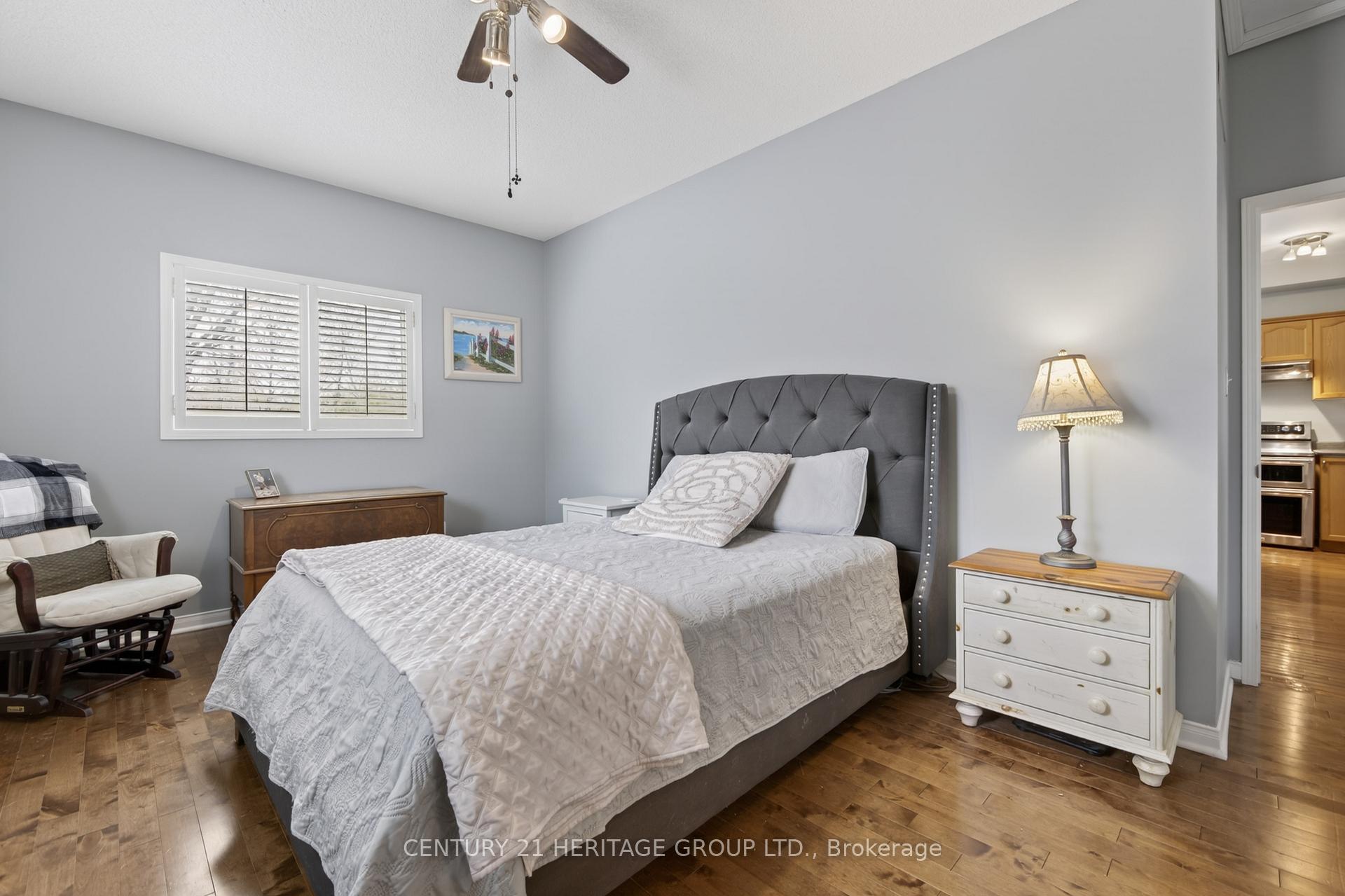 Photo 17 of 1858 Emerald Court, Innisfil, Alcona — HOMEH