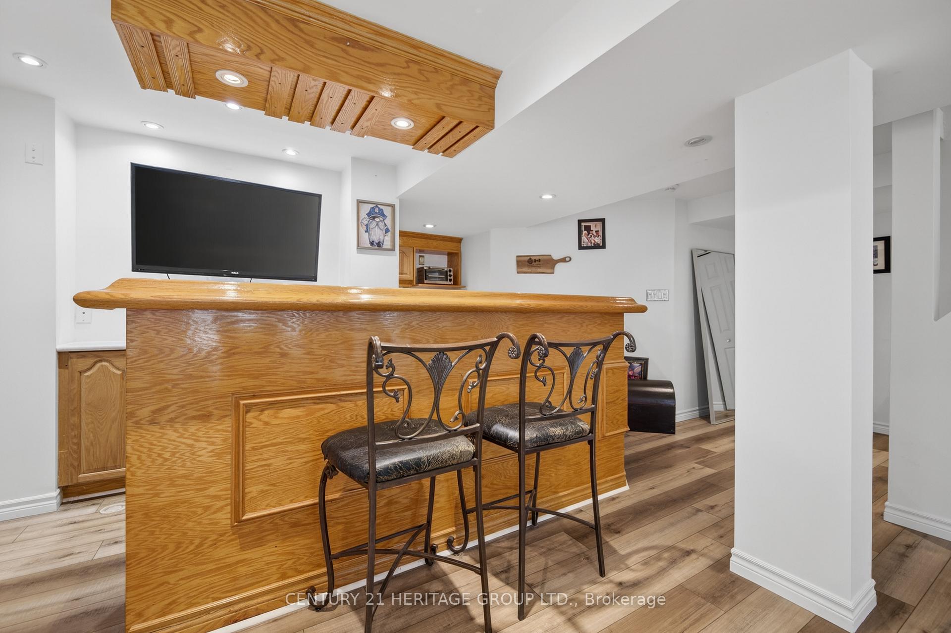 Photo 31 of 1858 Emerald Court, Innisfil, Alcona — HOMEH