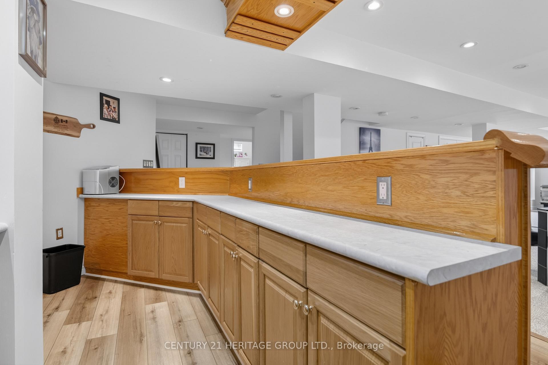 Photo 33 of 1858 Emerald Court, Innisfil, Alcona — HOMEH