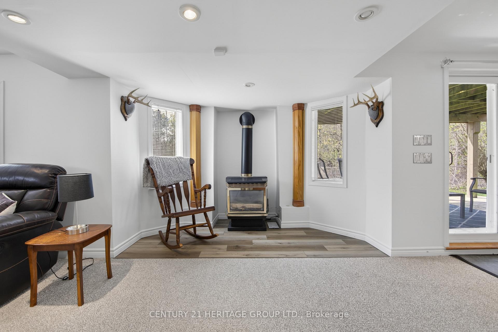 Photo 37 of 1858 Emerald Court, Innisfil, Alcona — HOMEH