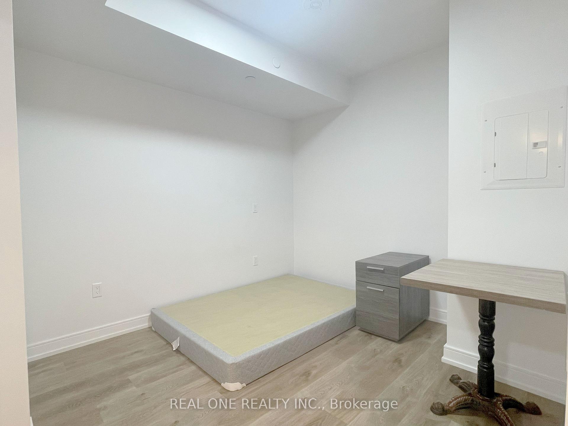 Photo 8 of Unit 820, 1 Jarvis Street, Hamilton, Beasley — HOMEH