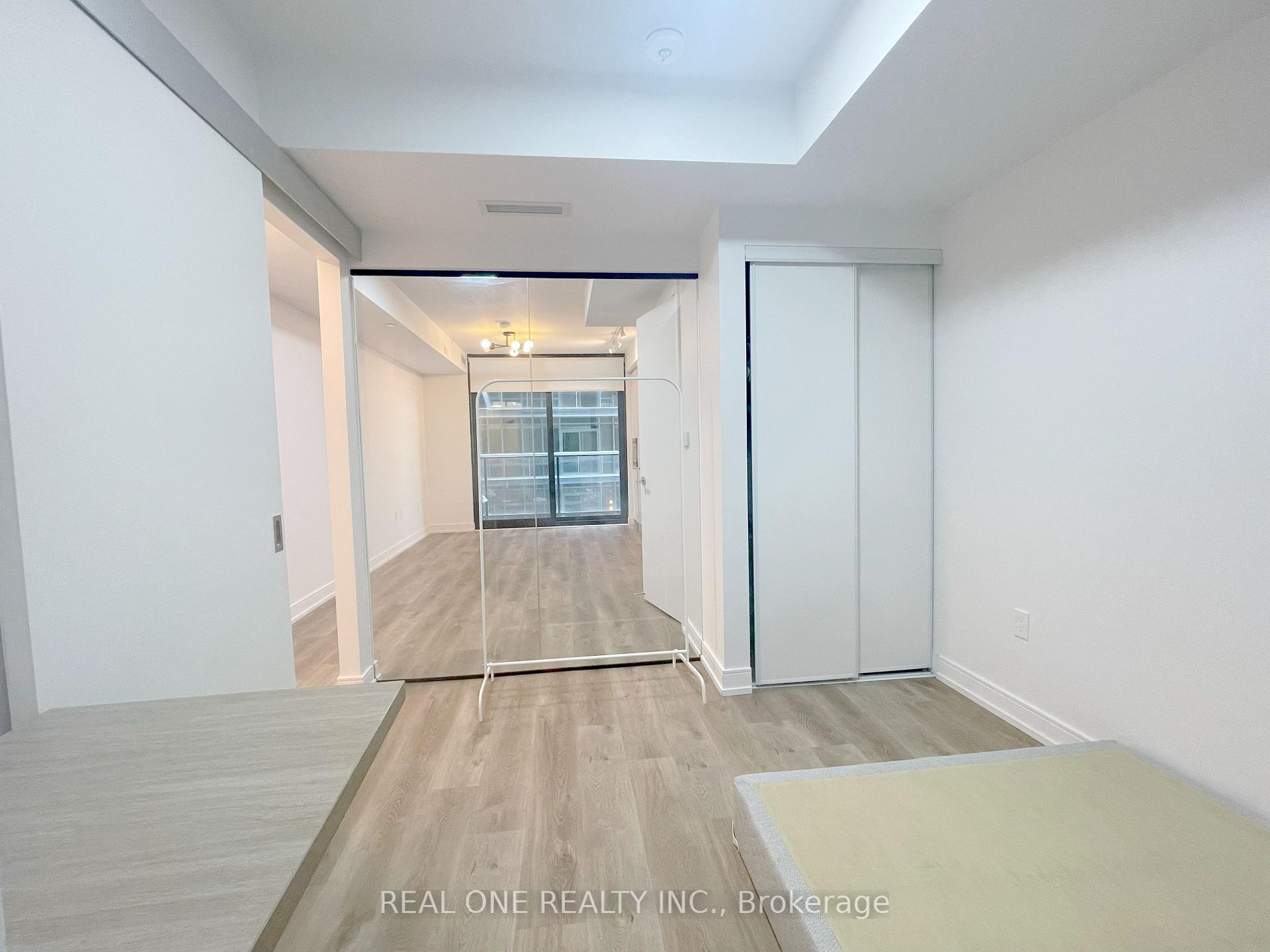 Photo 11 of Unit 820, 1 Jarvis Street, Hamilton, Beasley — HOMEH
