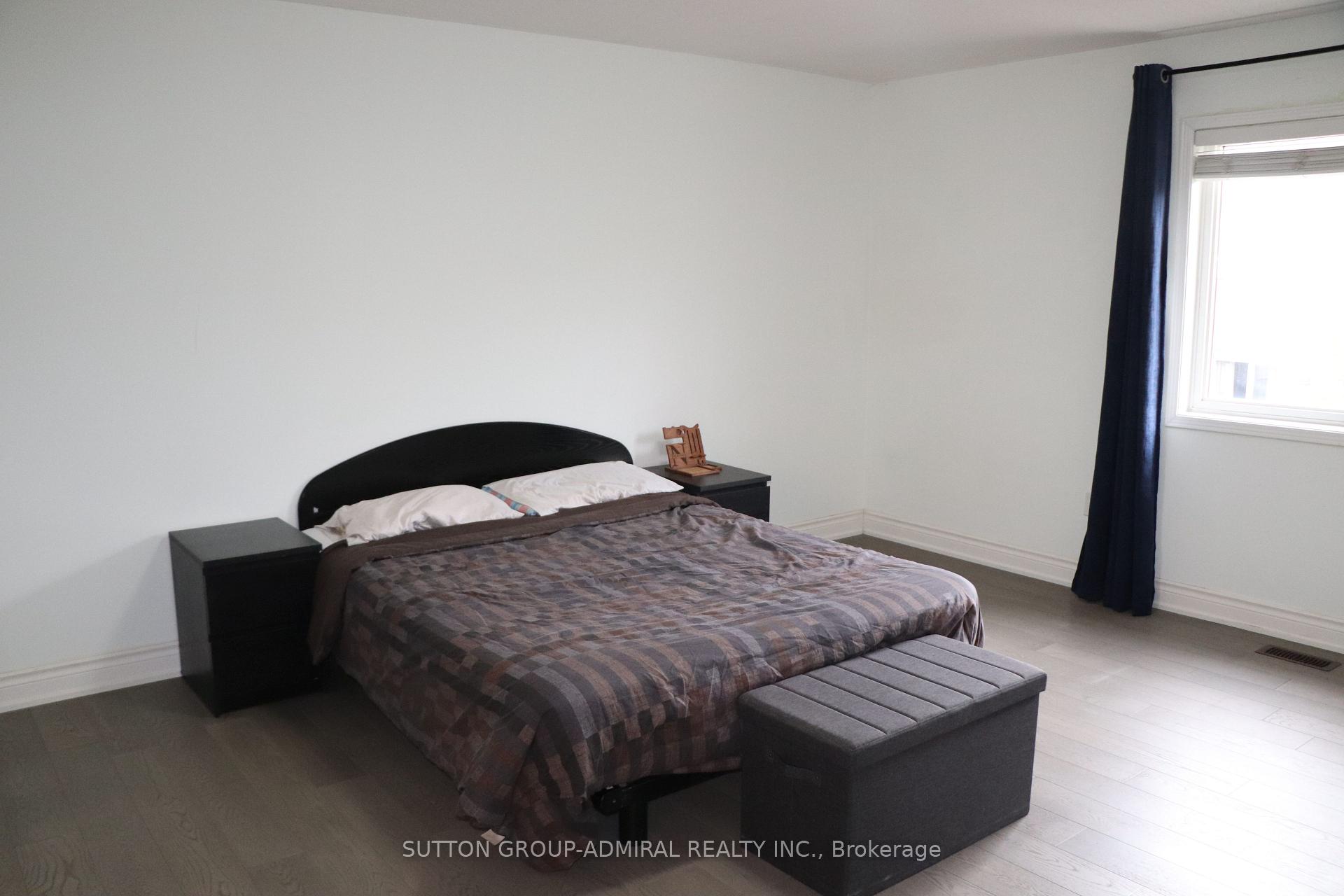 Photo 8 of 15 Apollo Road, Markham, Middlefield — HOMEH