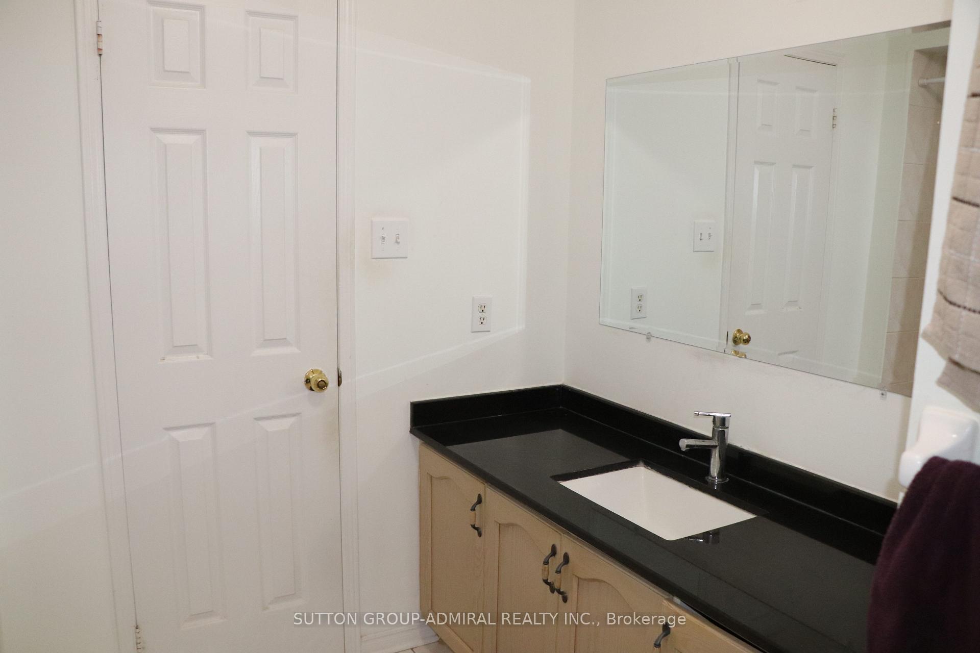 Photo 24 of 15 Apollo Road, Markham, Middlefield — HOMEH
