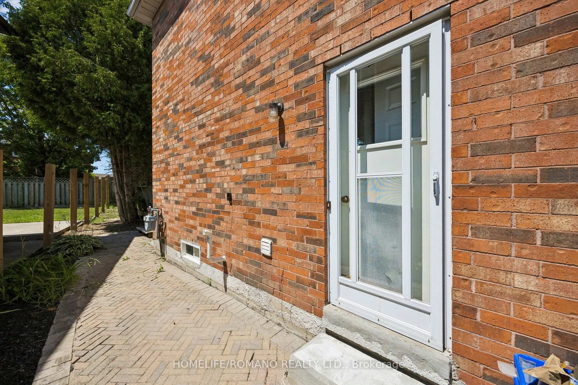 Photo 34 of 54 Links Road, Vaughan, Maple — HOMEH