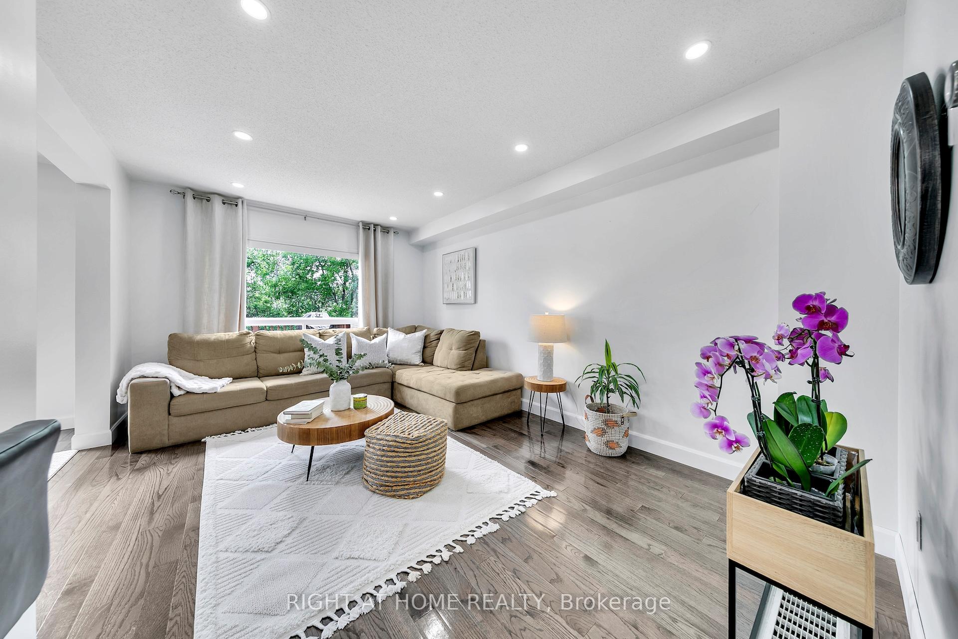 Photo 6 of 77 Milson Crescent, Guelph, Kortright Hills — HOMEH