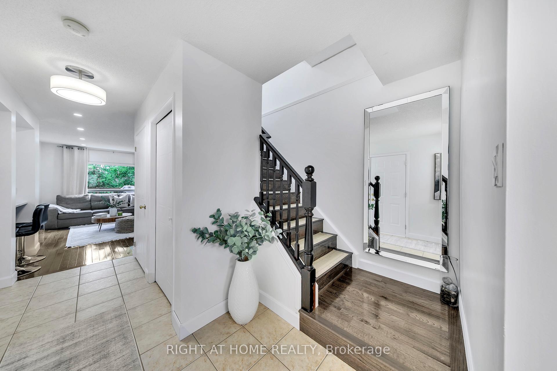 Photo 19 of 77 Milson Crescent, Guelph, Kortright Hills — HOMEH