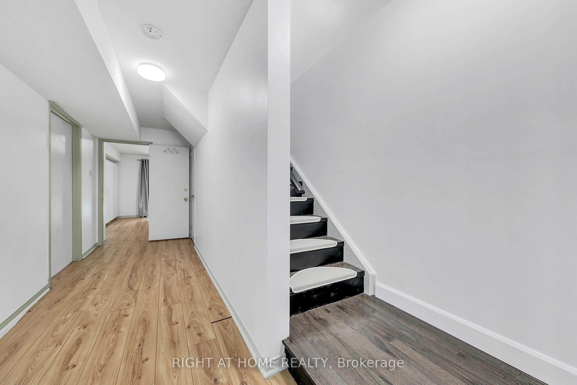 Photo 33 of 77 Milson Crescent, Guelph, Kortright Hills — HOMEH