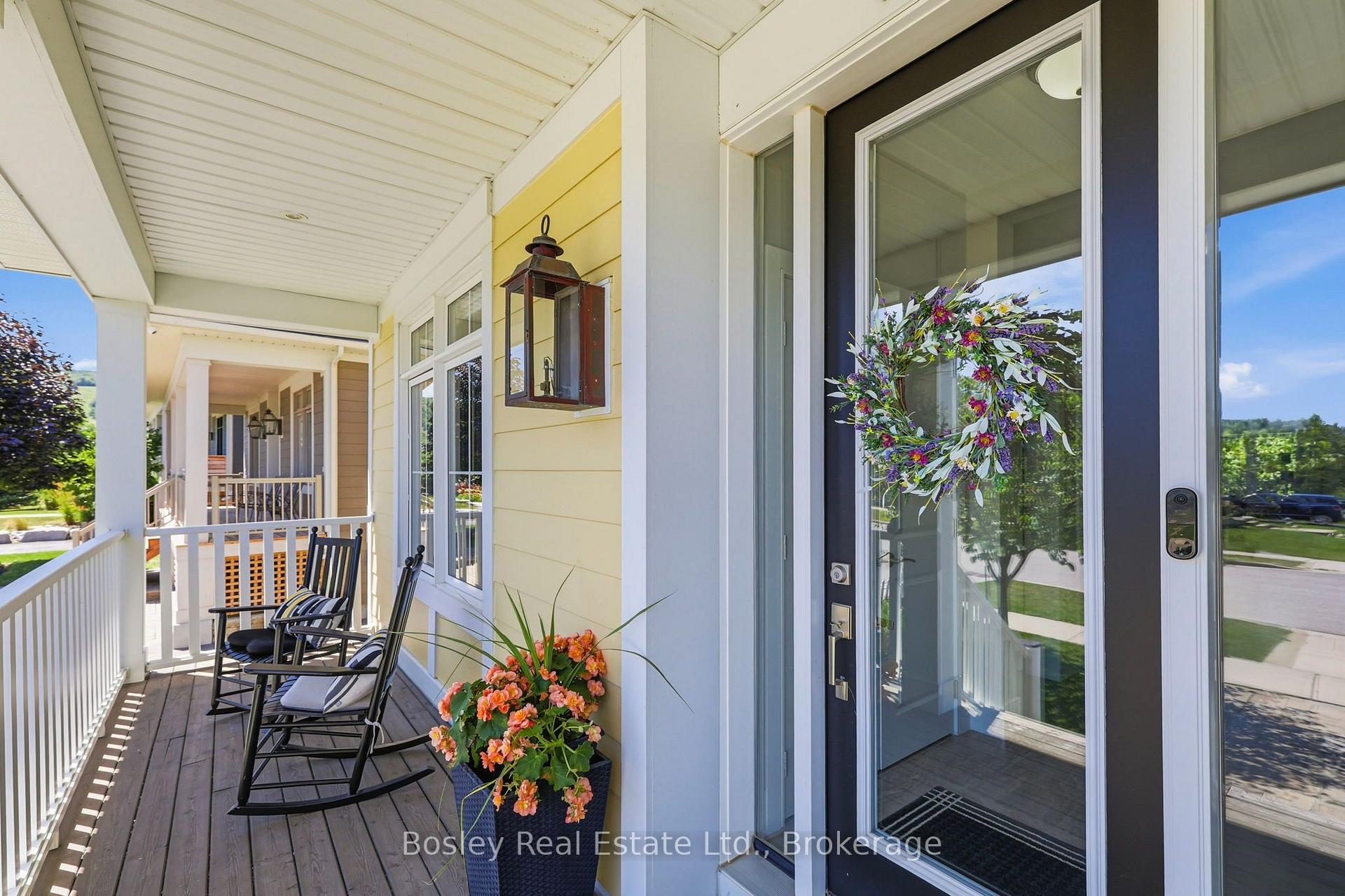 Photo 3 of 104 Snow Apple Crescent, Blue Mountains — HOMEH