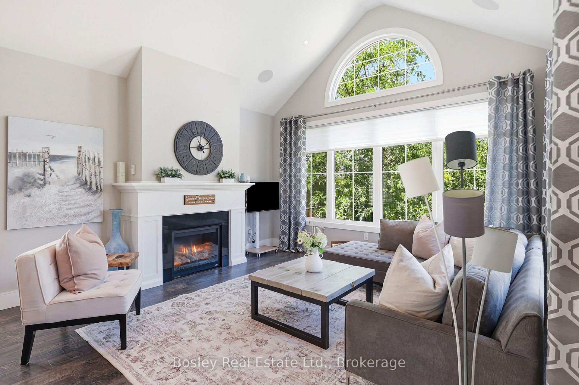 Photo 6 of 104 Snow Apple Crescent, Blue Mountains — HOMEH