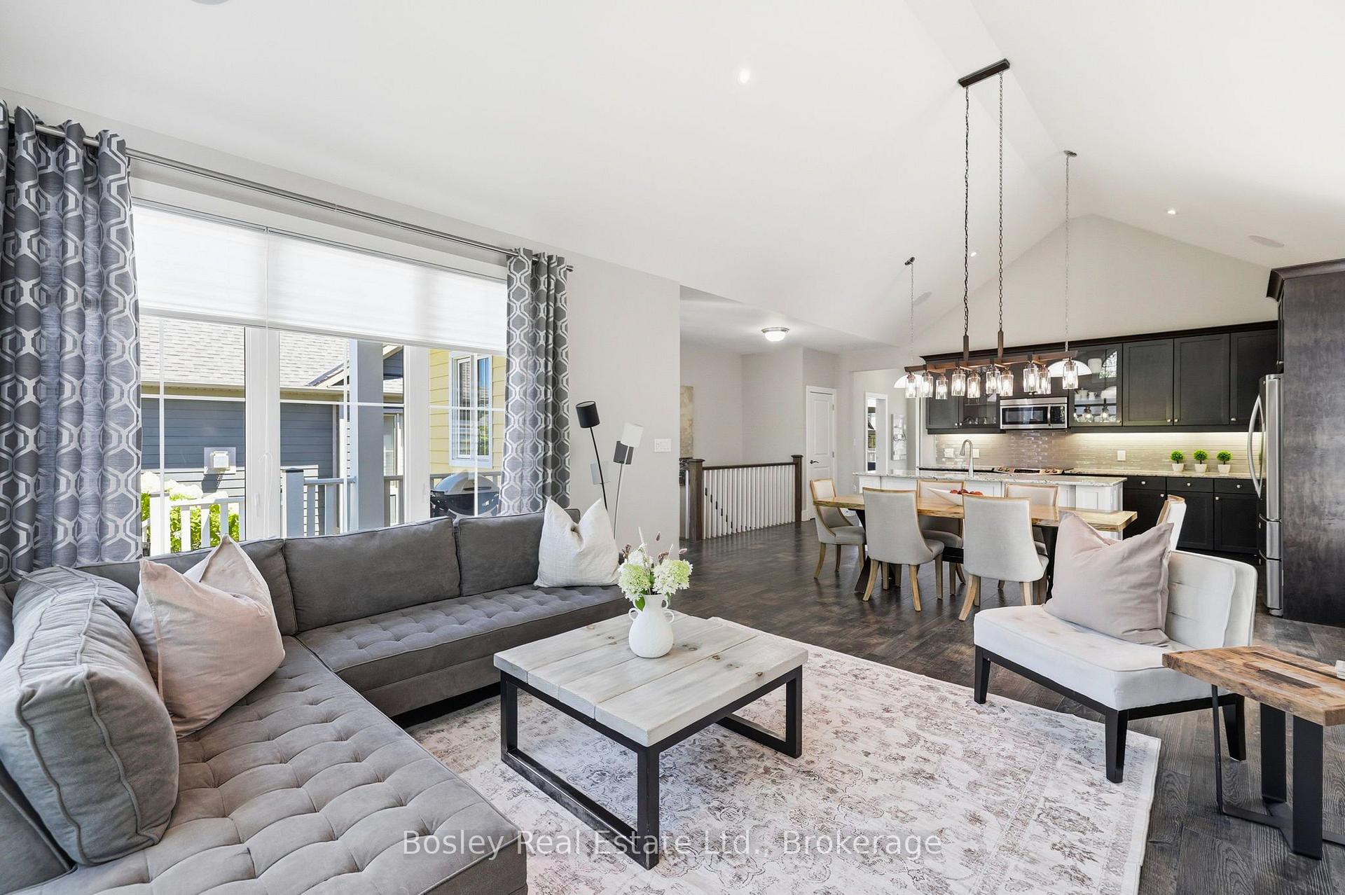 Photo 8 of 104 Snow Apple Crescent, Blue Mountains — HOMEH