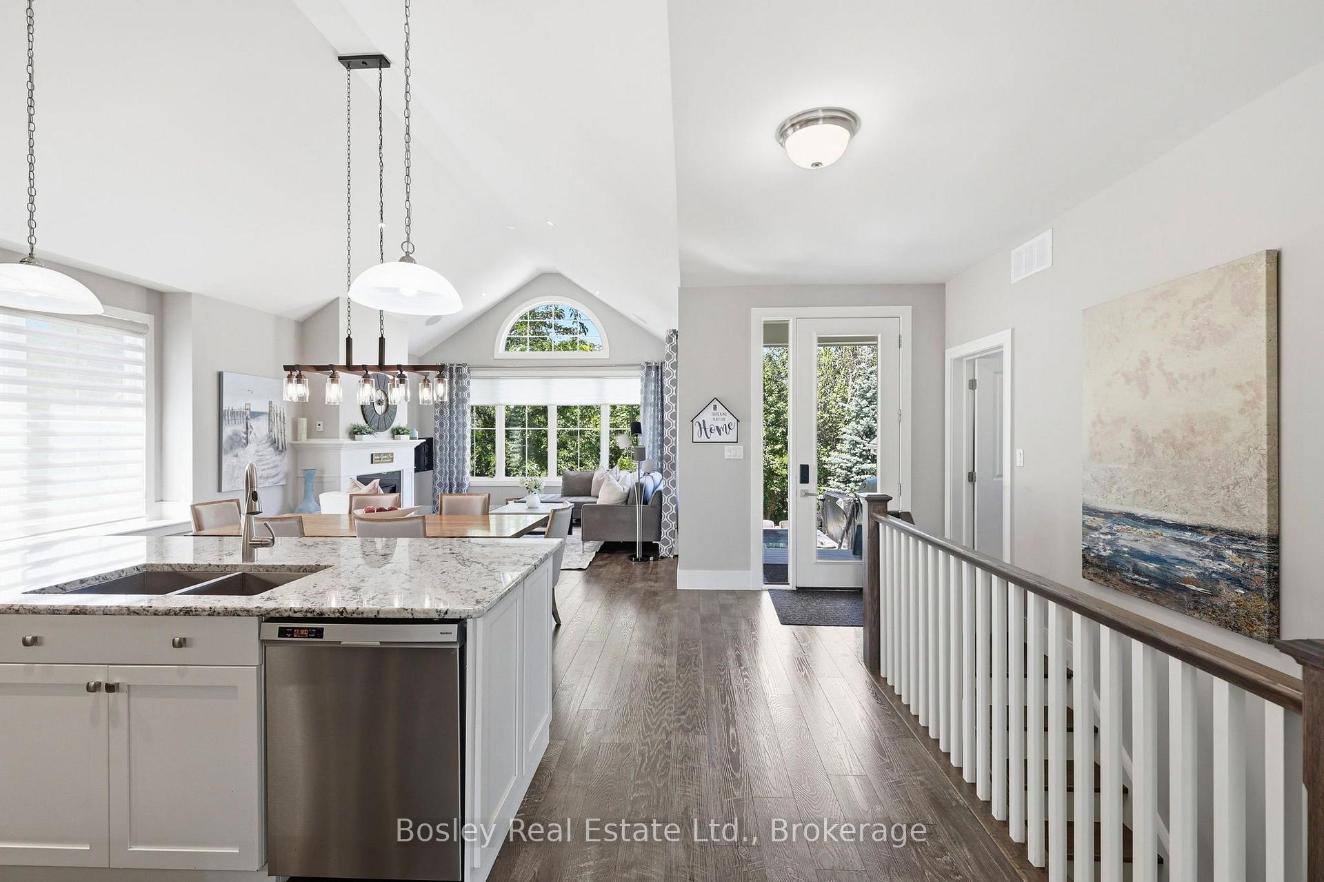 Photo 9 of 104 Snow Apple Crescent, Blue Mountains — HOMEH