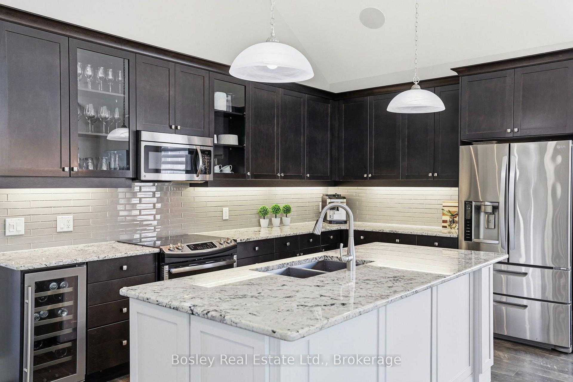Photo 11 of 104 Snow Apple Crescent, Blue Mountains — HOMEH