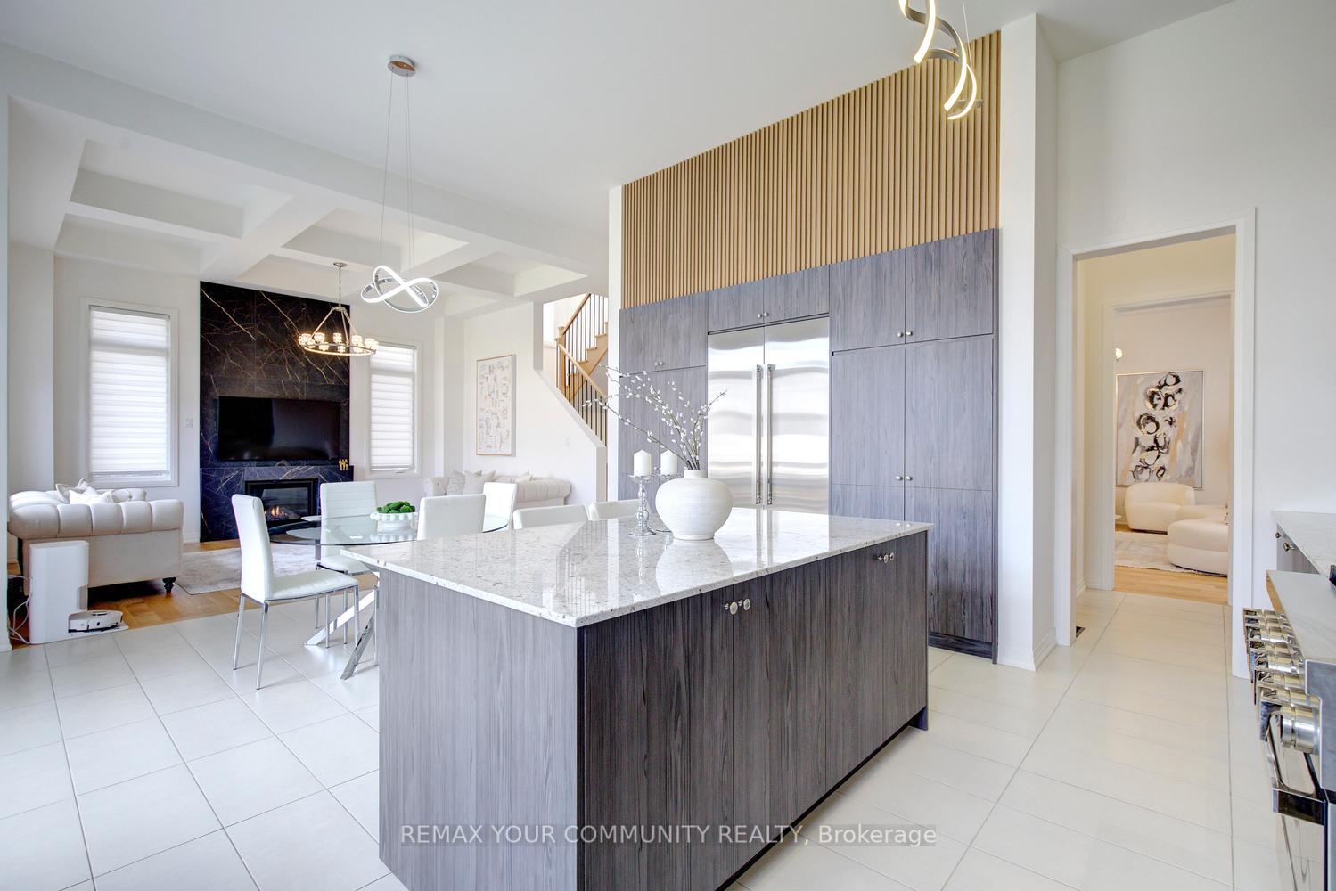Photo 21 of 96 Bond Crescent, Richmond Hill, Oak Ridges — HOMEH