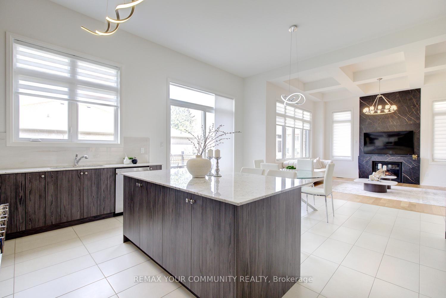 Photo 23 of 96 Bond Crescent, Richmond Hill, Oak Ridges — HOMEH
