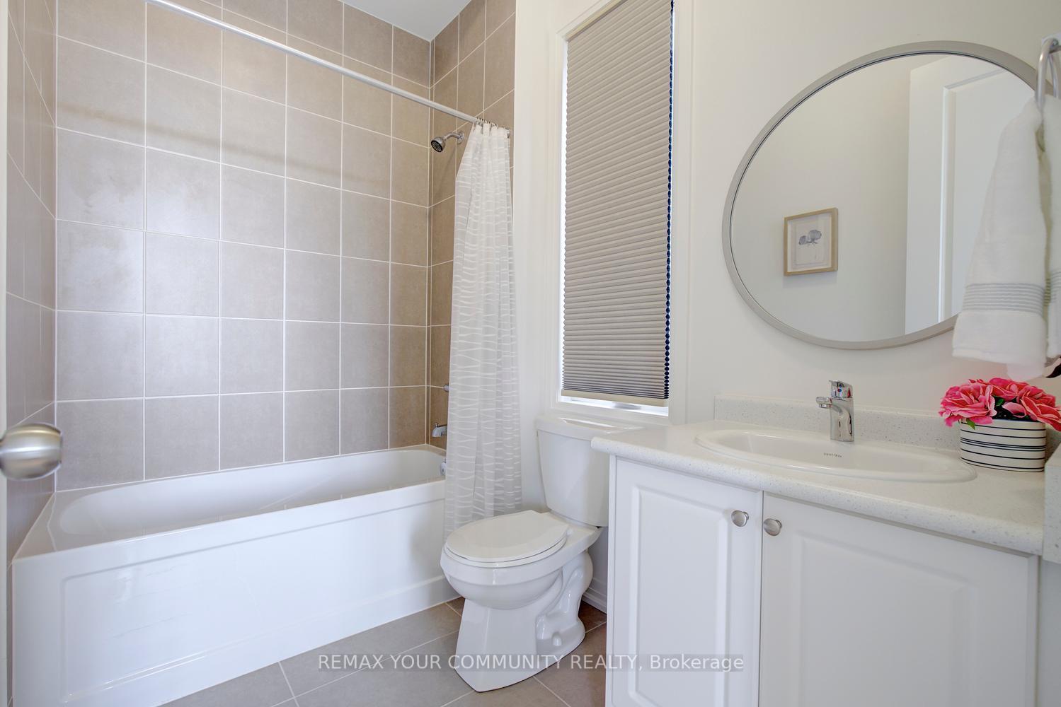 Photo 43 of 96 Bond Crescent, Richmond Hill, Oak Ridges — HOMEH