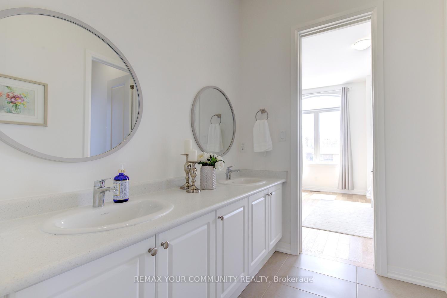 Photo 45 of 96 Bond Crescent, Richmond Hill, Oak Ridges — HOMEH