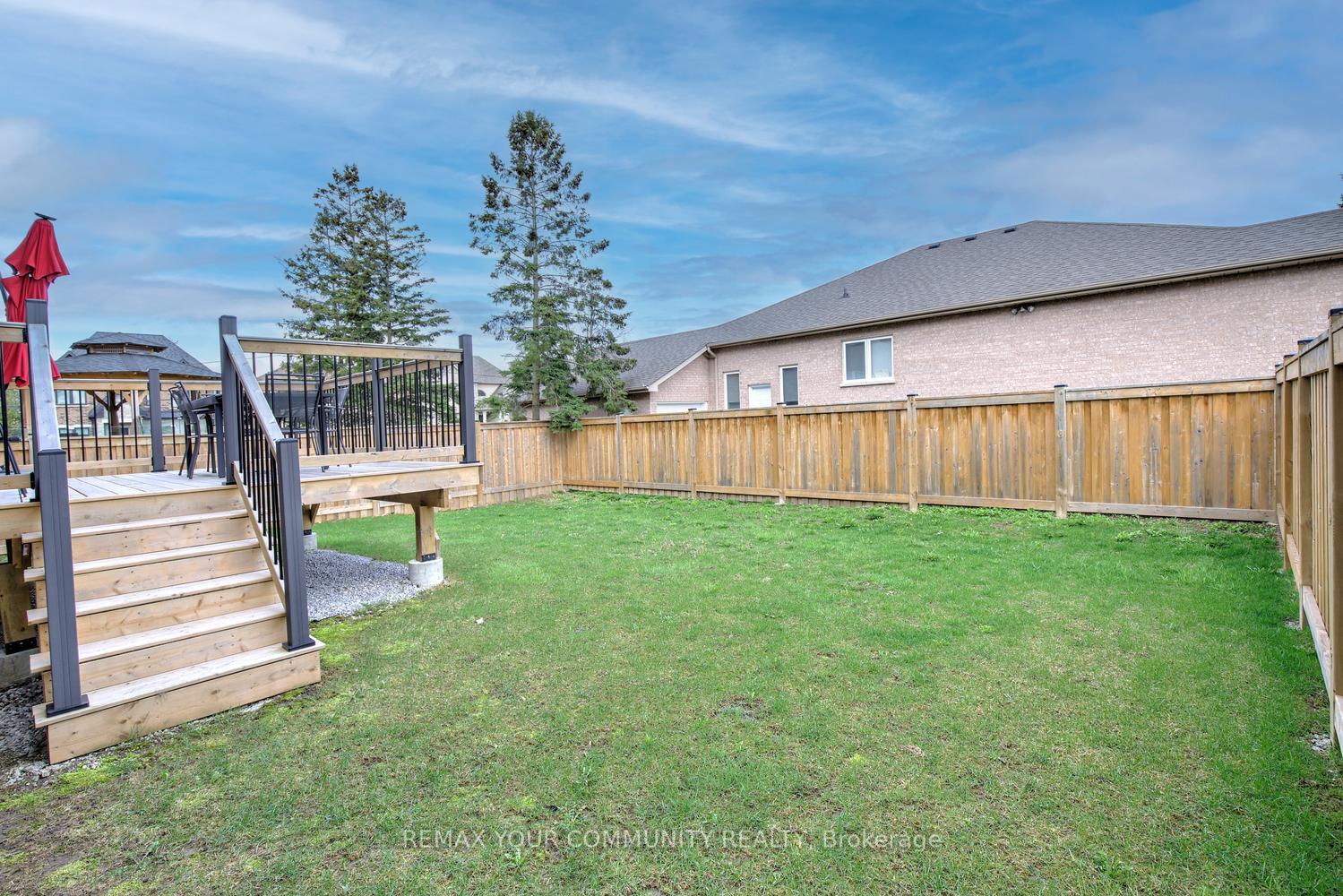 Photo 48 of 96 Bond Crescent, Richmond Hill, Oak Ridges — HOMEH