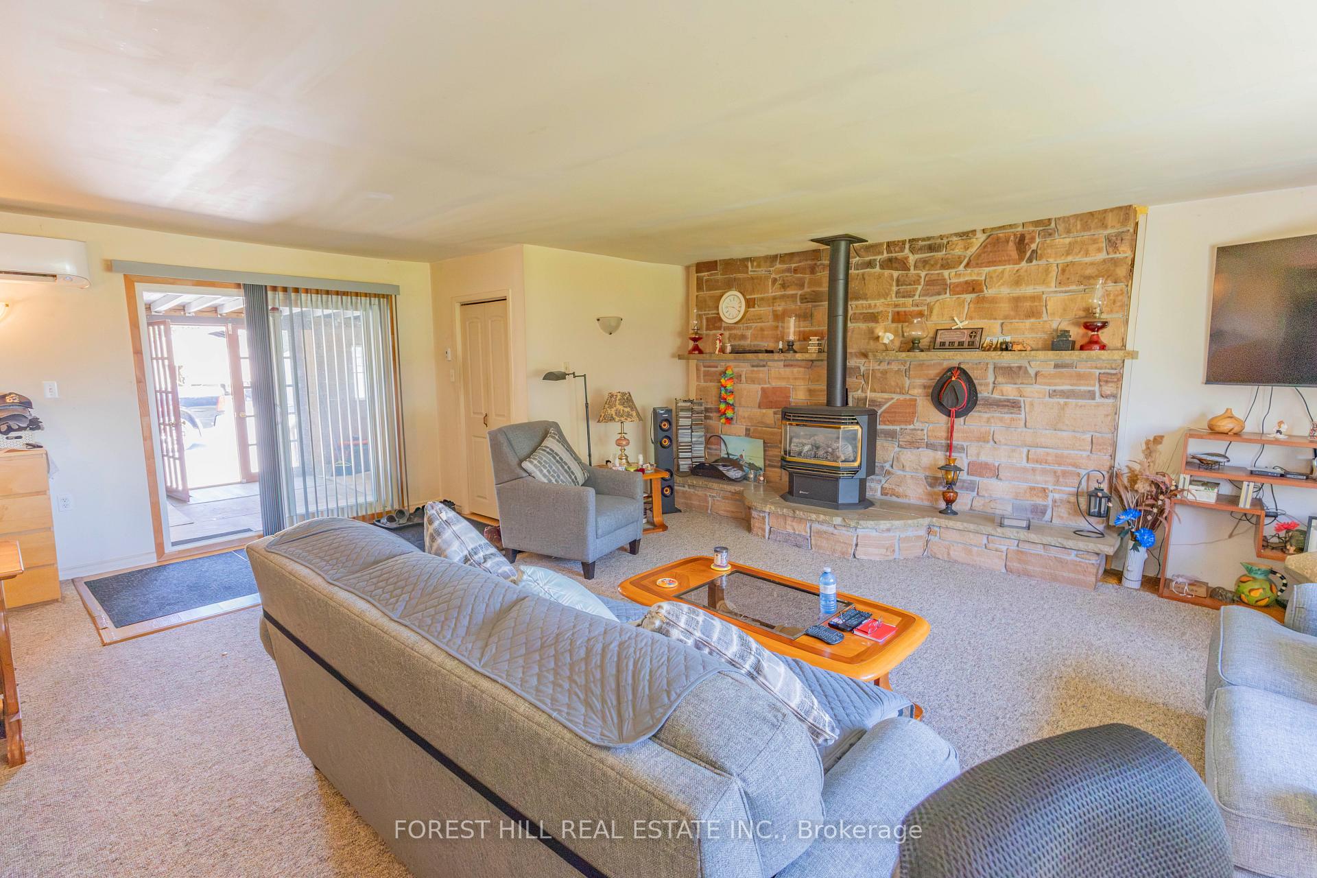 Photo 7 of 25955 Maple Beach Road, Brock, Rural Brock — HOMEH