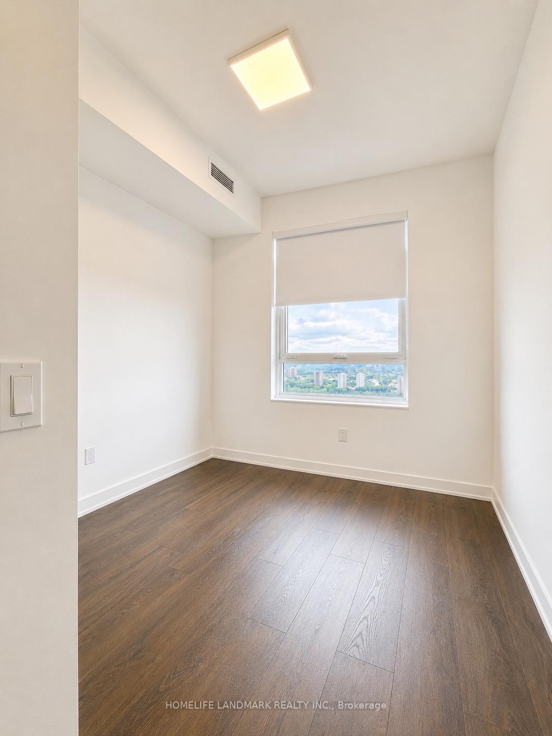 Photo 3 of Unit 4509, 609 Sherbourne Street, Toronto, North St. James Town — HOMEH