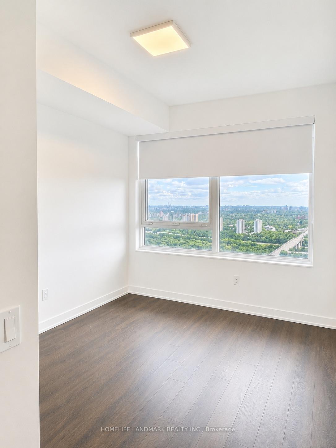 Photo 4 of Unit 4509, 609 Sherbourne Street, Toronto, North St. James Town — HOMEH