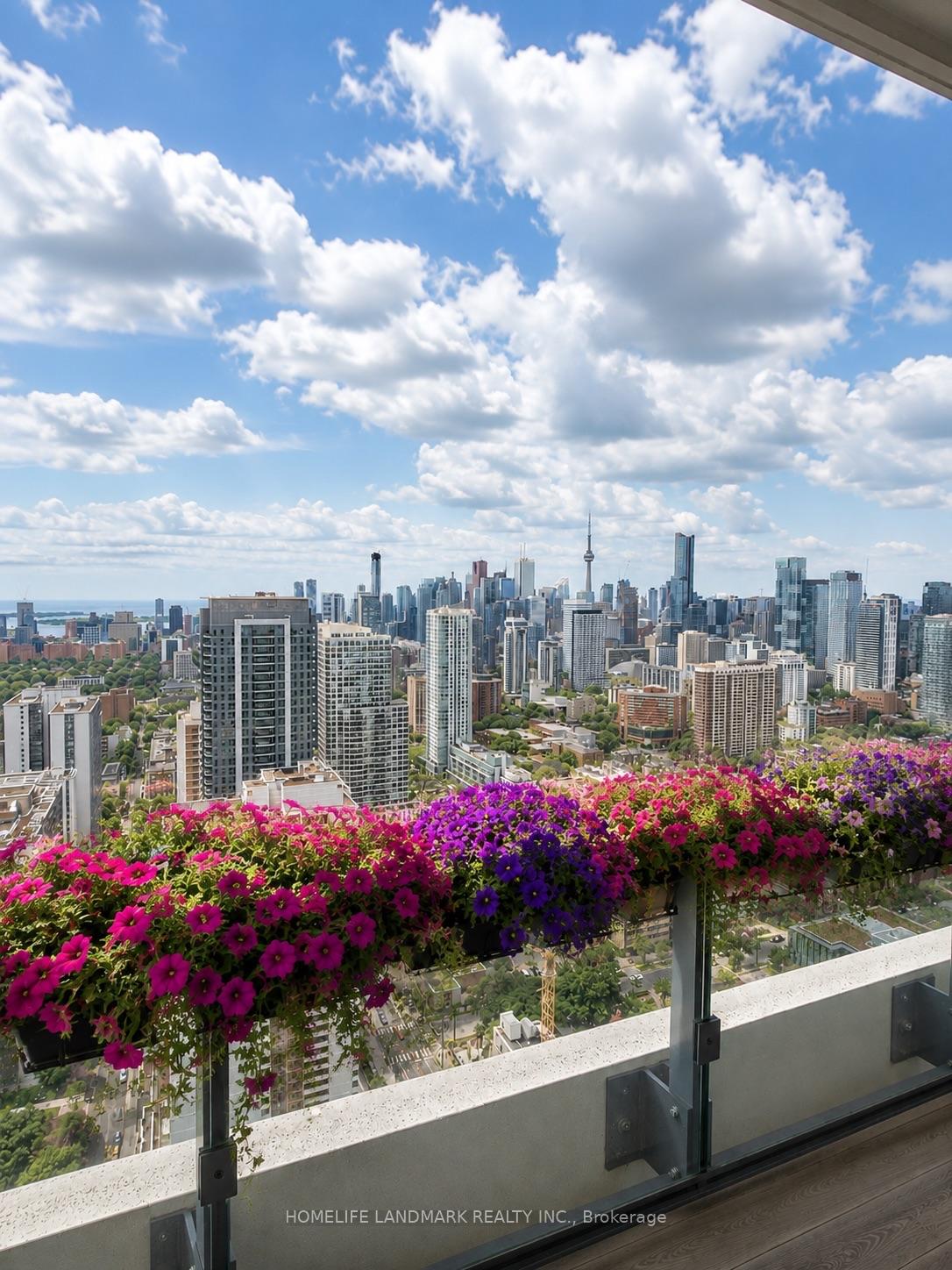 Photo 10 of Unit 4509, 609 Sherbourne Street, Toronto, North St. James Town — HOMEH