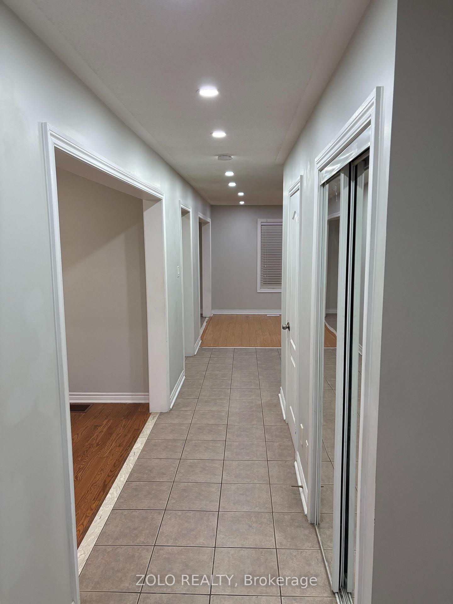 Photo 6 of 48 Echoridge Drive W, Brampton, Fletcher's Meadow — HOMEH