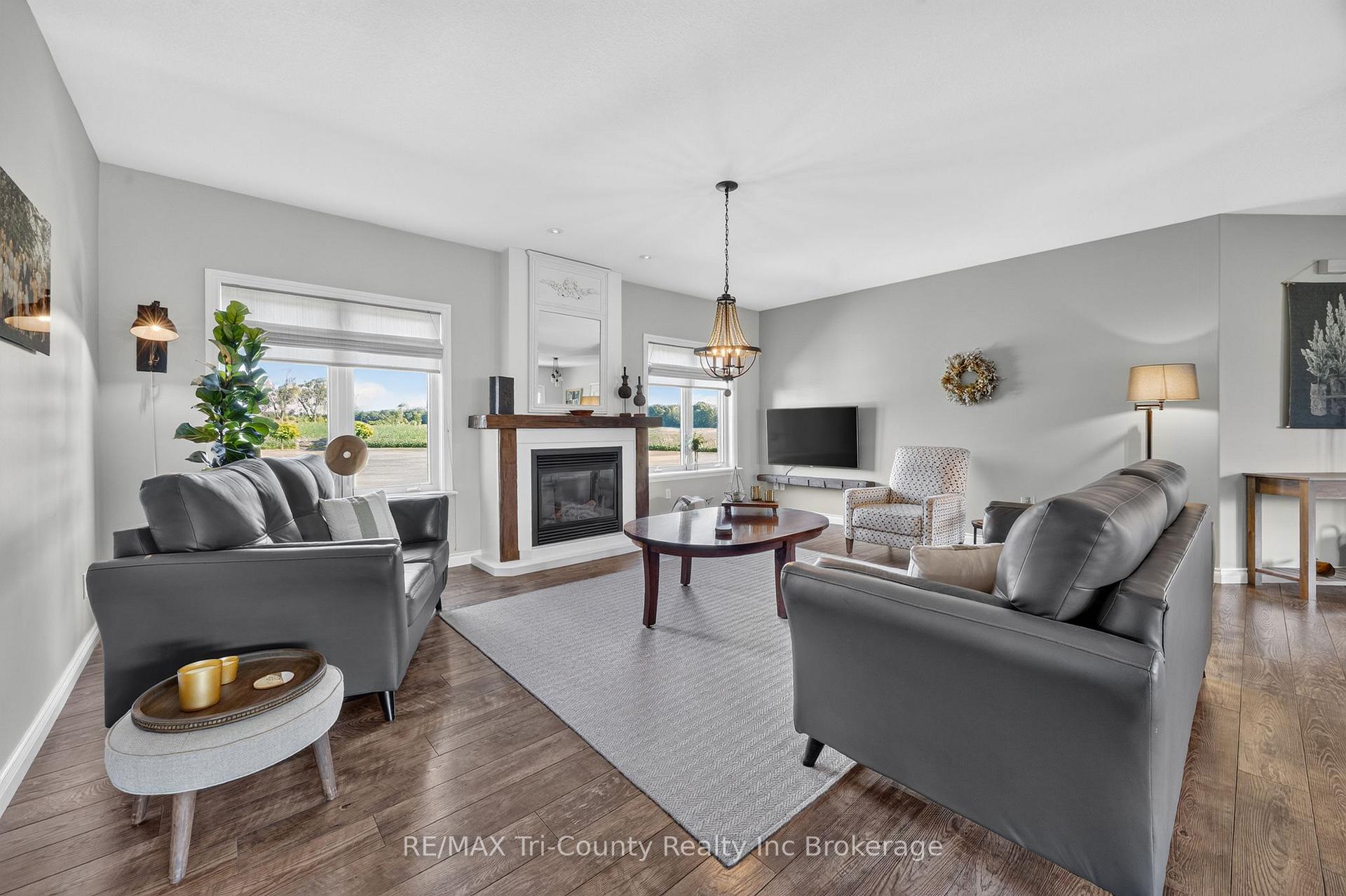 Photo 6 of 55468 Best Line, Bayham, Rural Bayham — HOMEH