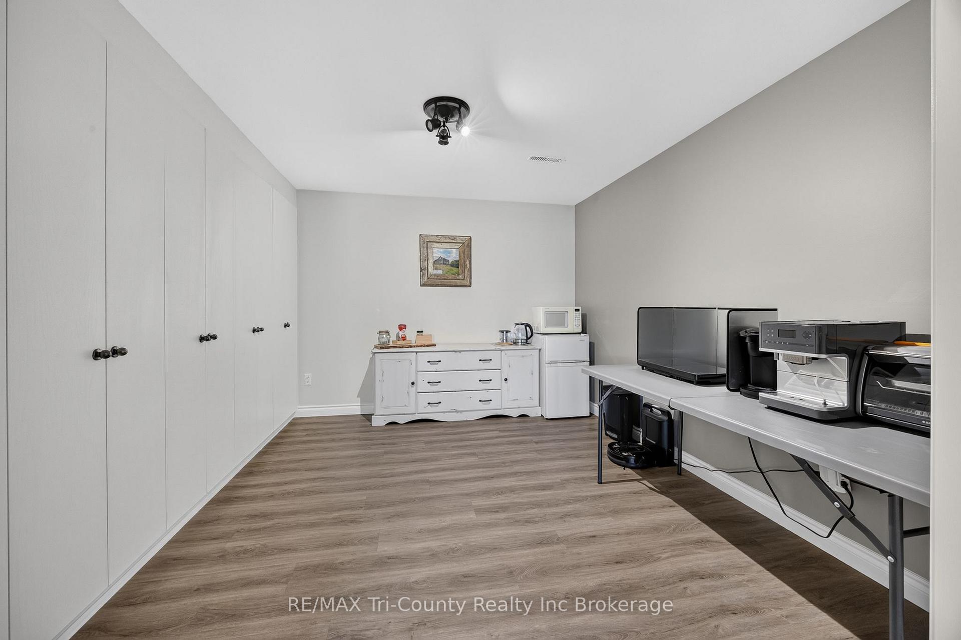 Photo 24 of 55468 Best Line, Bayham, Rural Bayham — HOMEH