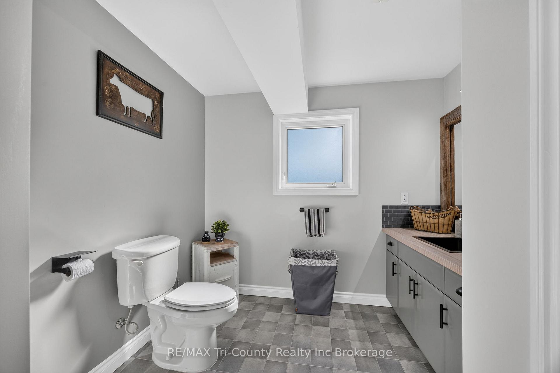 Photo 27 of 55468 Best Line, Bayham, Rural Bayham — HOMEH