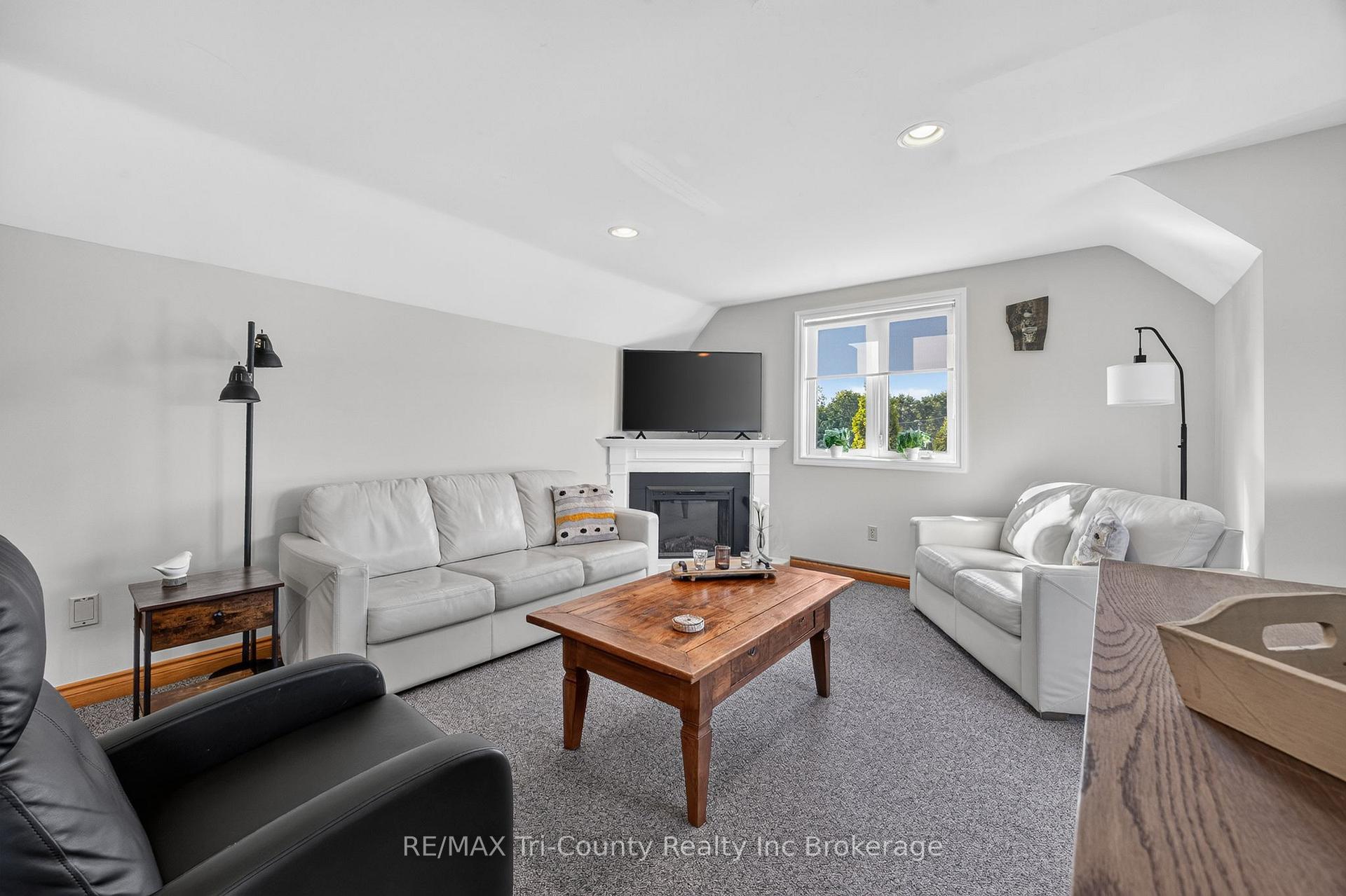 Photo 29 of 55468 Best Line, Bayham, Rural Bayham — HOMEH