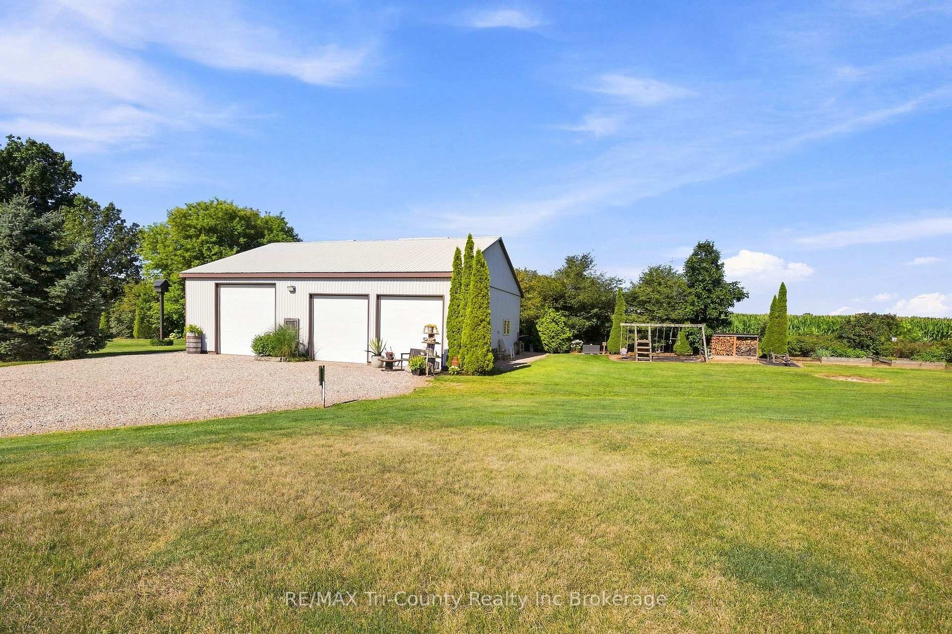 Photo 40 of 55468 Best Line, Bayham, Rural Bayham — HOMEH